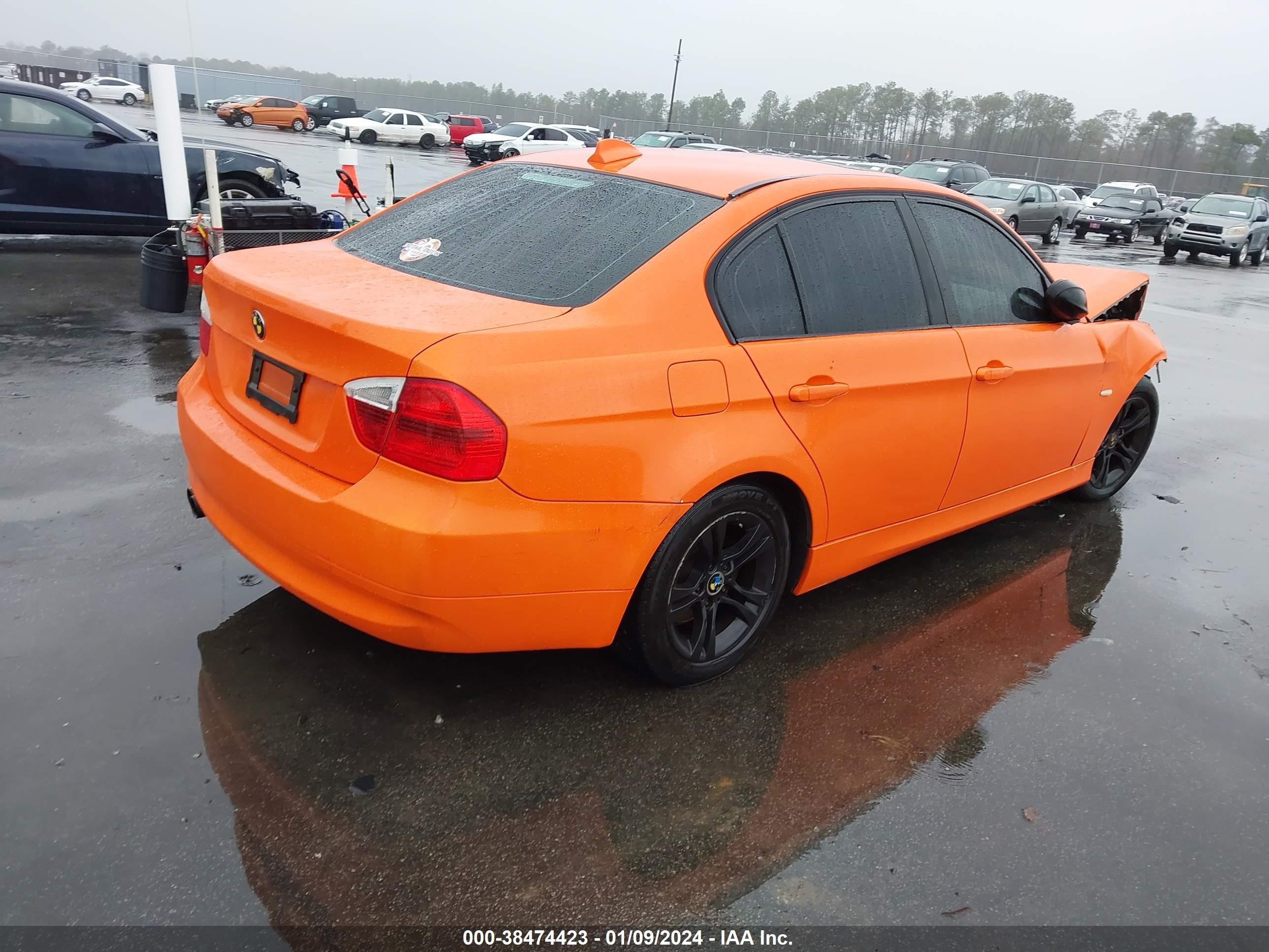 Photo 3 VIN: WBAVA37598NL45822 - BMW 3ER 