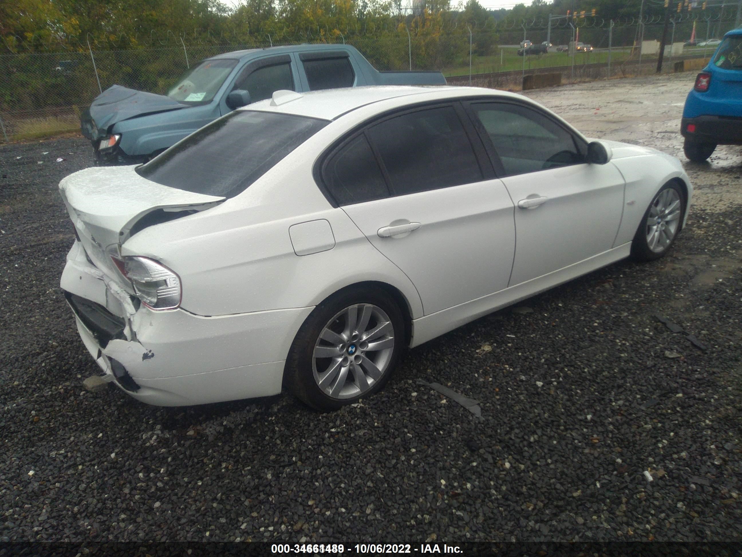 Photo 3 VIN: WBAVA37598NL54276 - BMW 3ER 