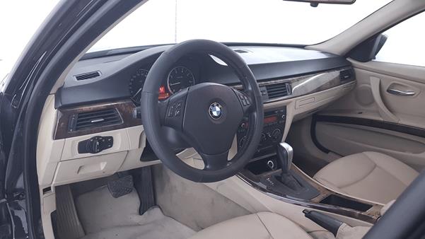 Photo 11 VIN: WBAVA71027VE23668 - BMW 320I 