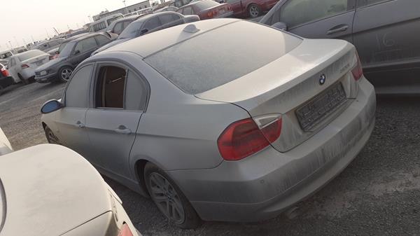 Photo 4 VIN: WBAVA71037VE24750 - BMW 320I 