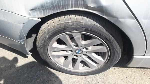 Photo 29 VIN: WBAVA71046PS01889 - BMW 320I 