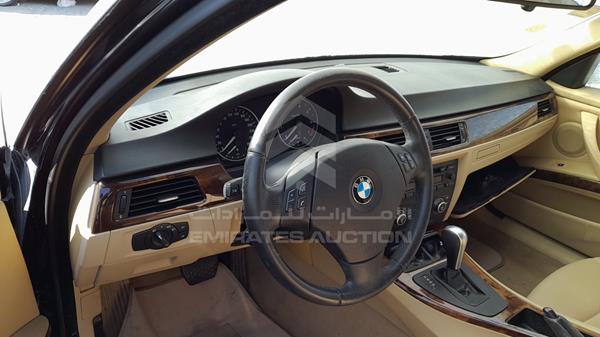 Photo 9 VIN: WBAVA71057VE27973 - BMW 320I 