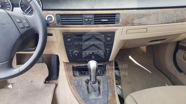 Photo 16 VIN: WBAVA71077VE23049 - BMW 320I 