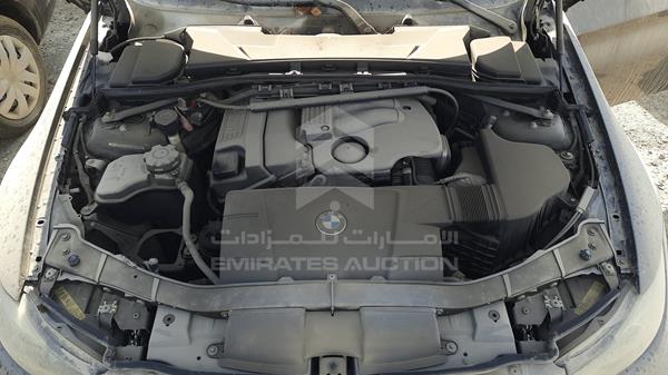 Photo 27 VIN: WBAVA71077VE23049 - BMW 320I 