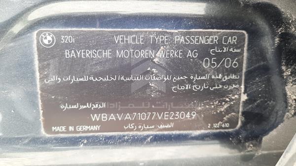 Photo 3 VIN: WBAVA71077VE23049 - BMW 320I 