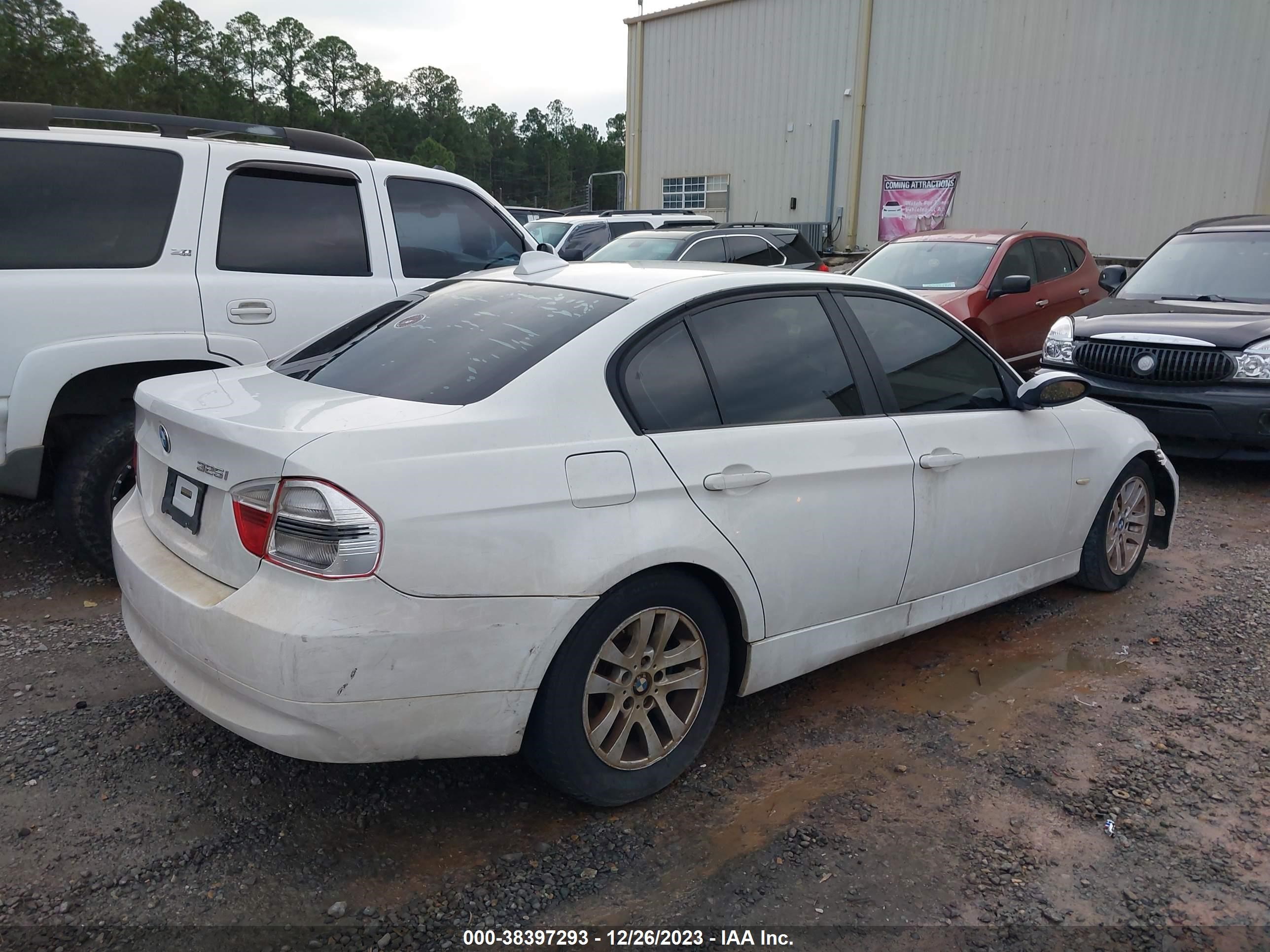 Photo 3 VIN: WBAVB13506PT02141 - BMW 3ER 