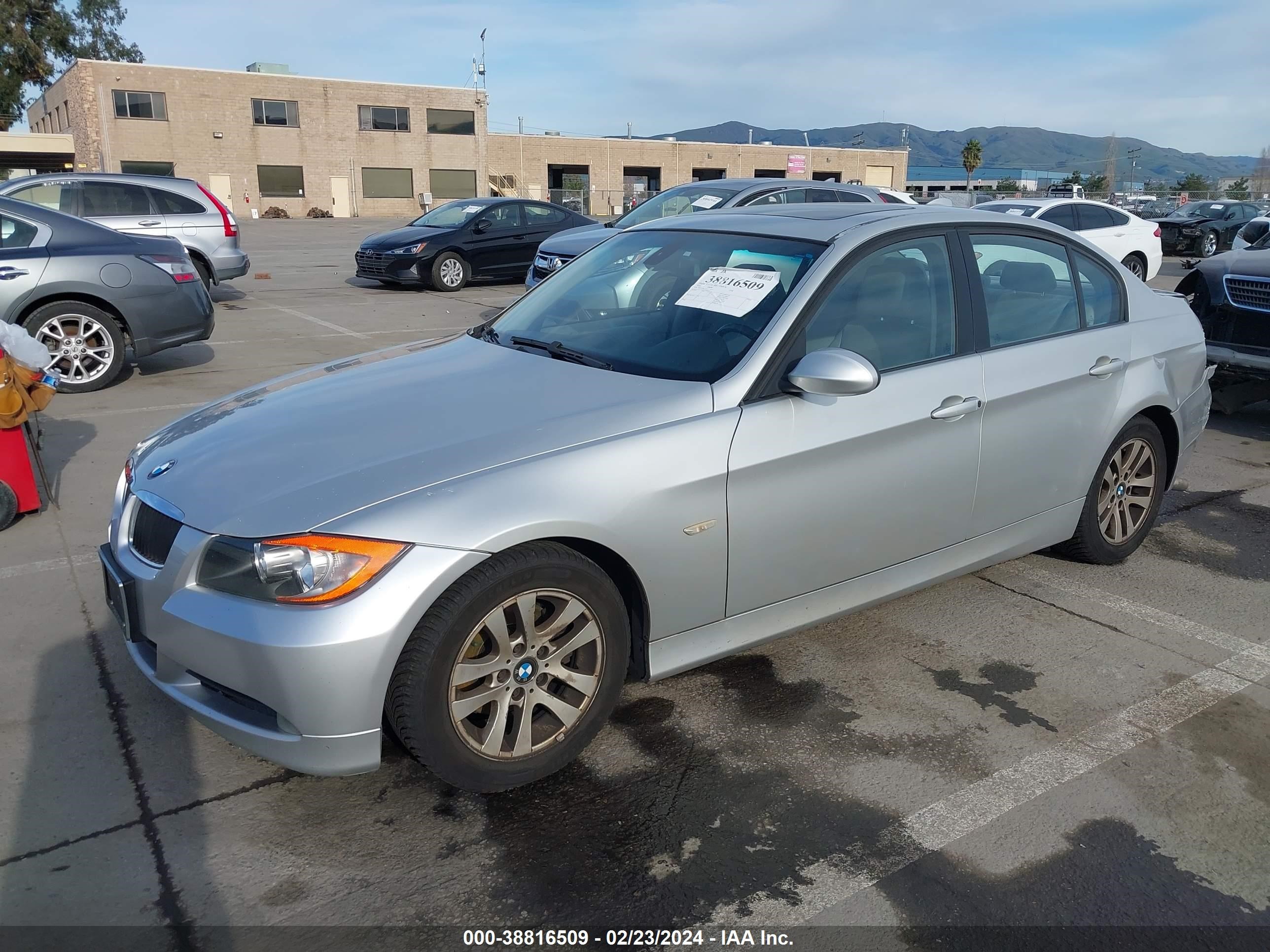 Photo 1 VIN: WBAVB13506PT15097 - BMW 3ER 