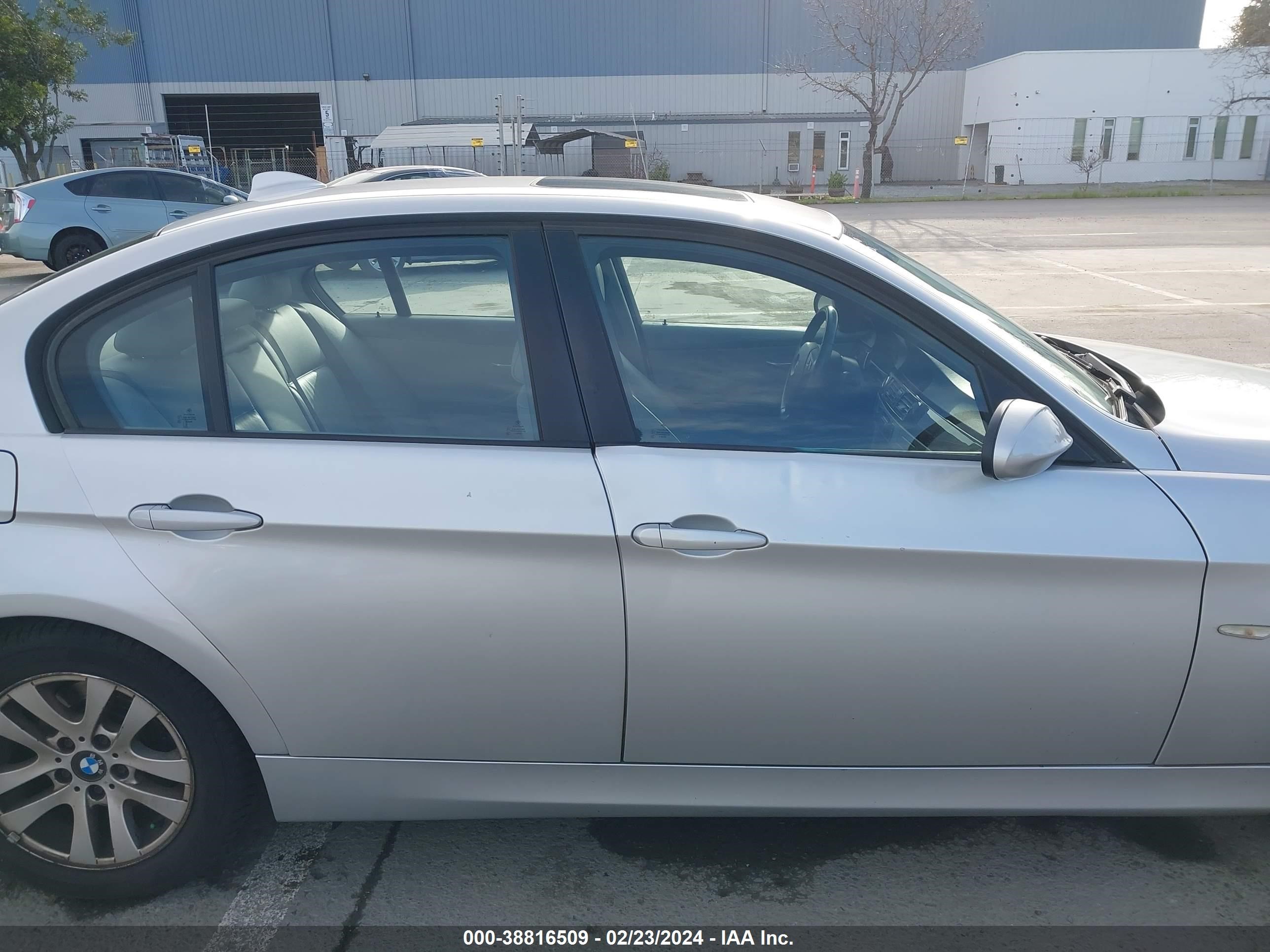 Photo 12 VIN: WBAVB13506PT15097 - BMW 3ER 