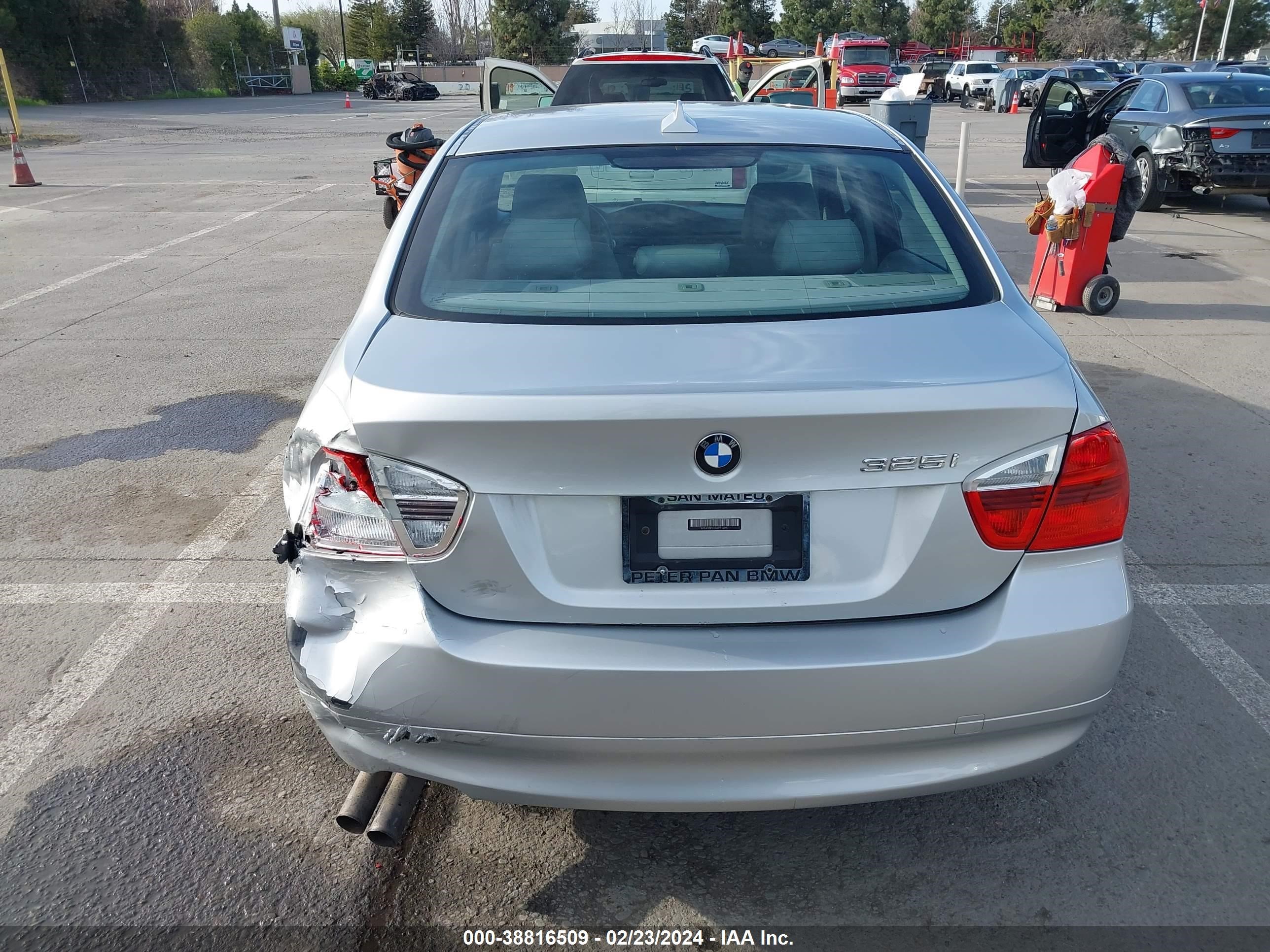 Photo 15 VIN: WBAVB13506PT15097 - BMW 3ER 