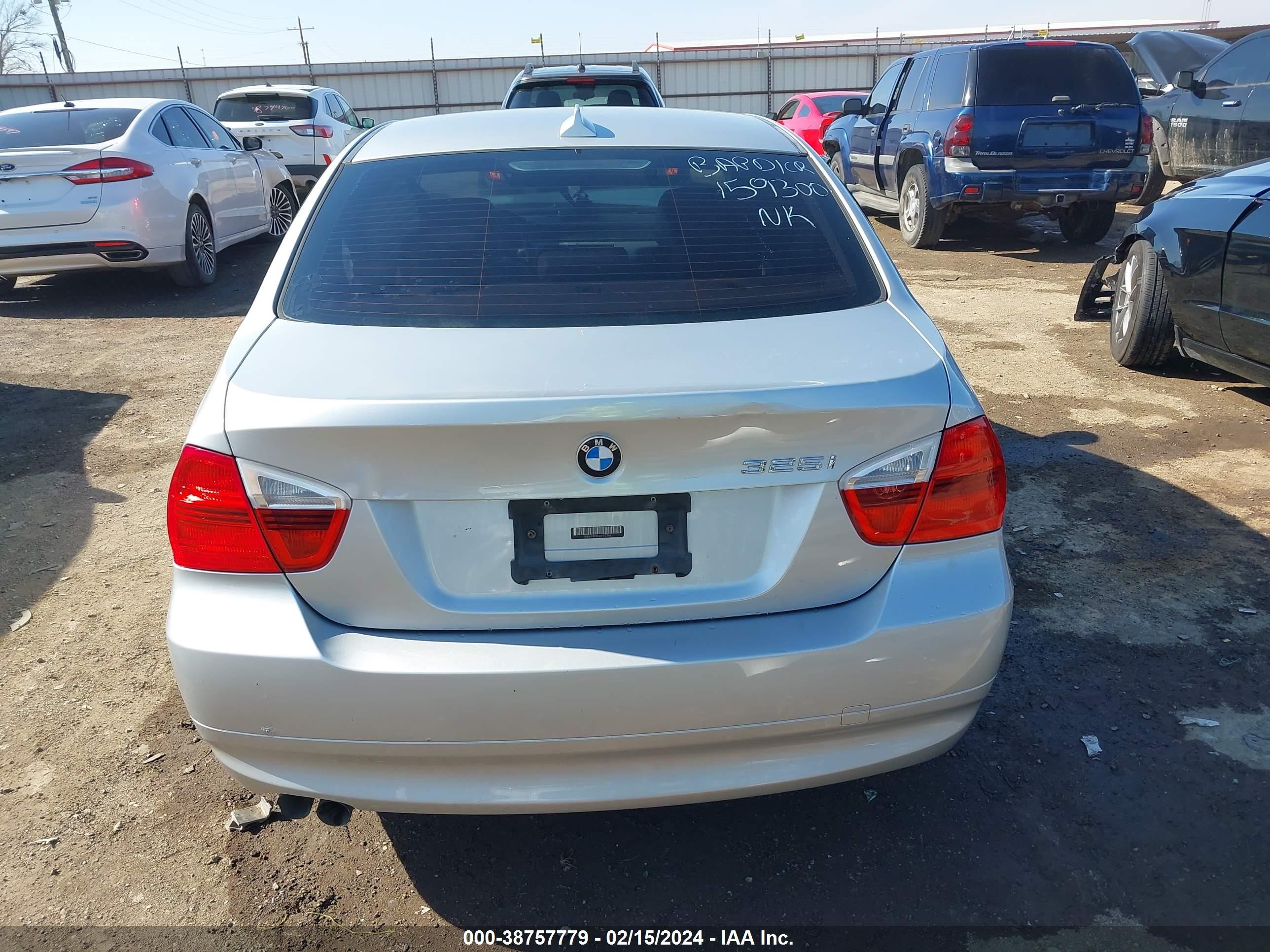 Photo 15 VIN: WBAVB13516PT17246 - BMW 3ER 