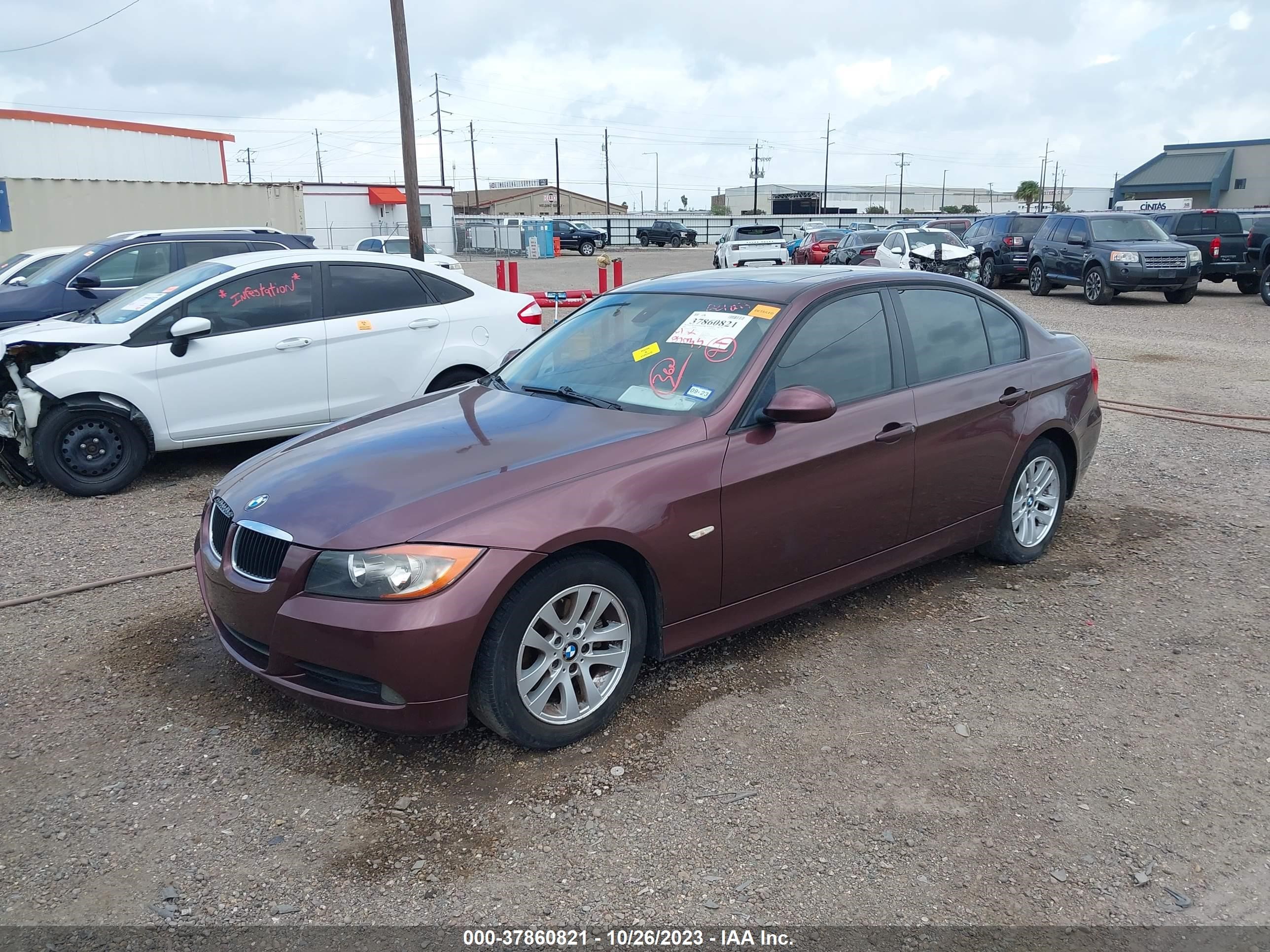 Photo 1 VIN: WBAVB13526KX62320 - BMW 3ER 