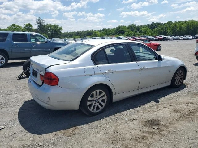 Photo 2 VIN: WBAVB13526KX63368 - BMW 325 I 