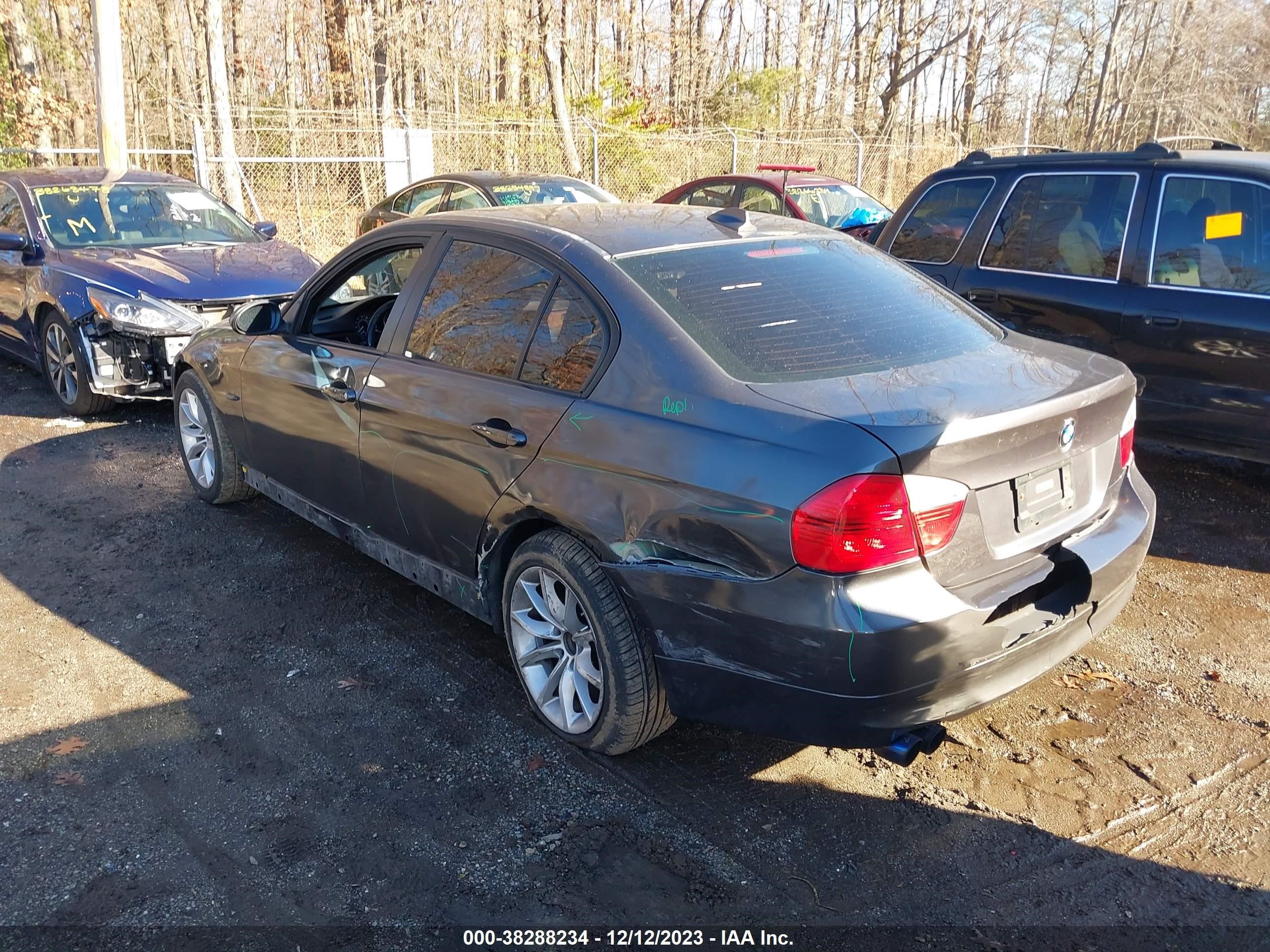 Photo 2 VIN: WBAVB13526PS64007 - BMW 3ER 