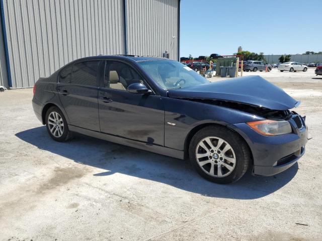 Photo 3 VIN: WBAVB13526PT04084 - BMW 3 SERIES 