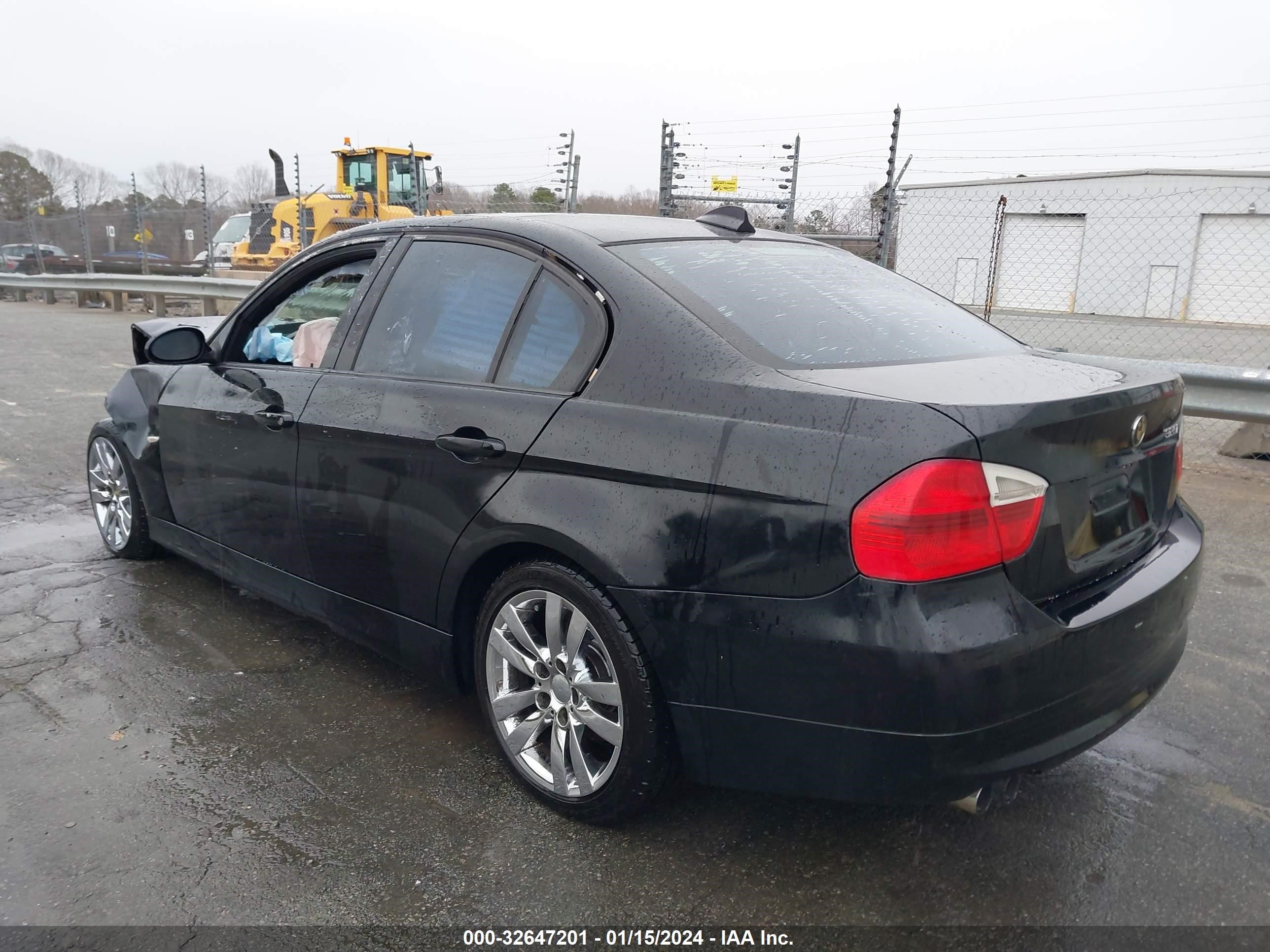 Photo 2 VIN: WBAVB13526PT15604 - BMW 3ER 