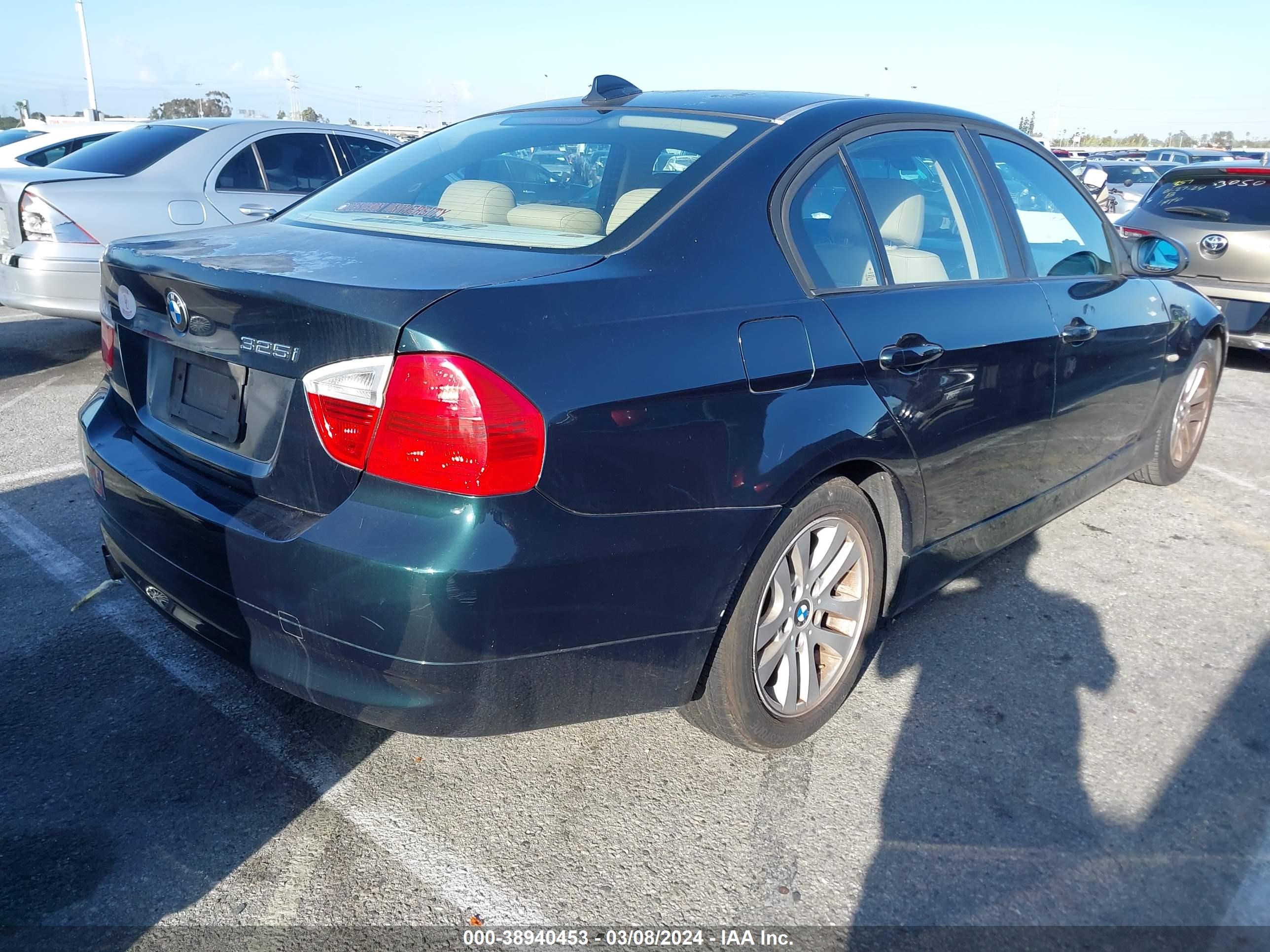 Photo 3 VIN: WBAVB13526PT17031 - BMW 3ER 