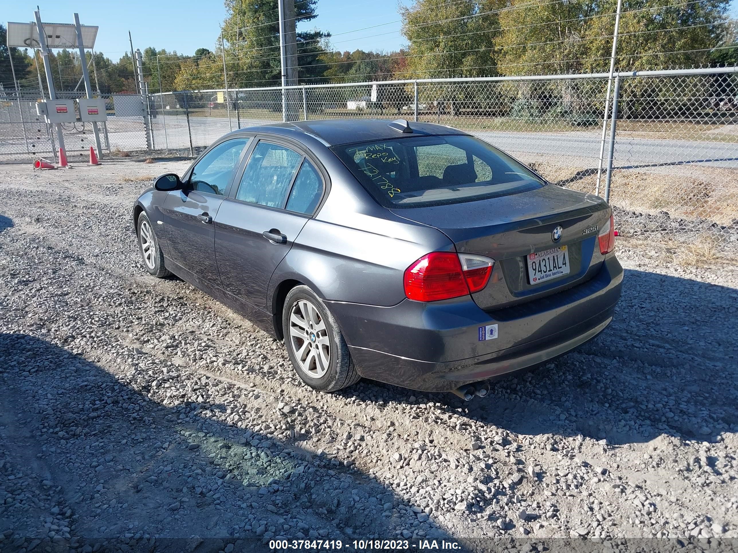 Photo 2 VIN: WBAVB13526PT21788 - BMW 3ER 