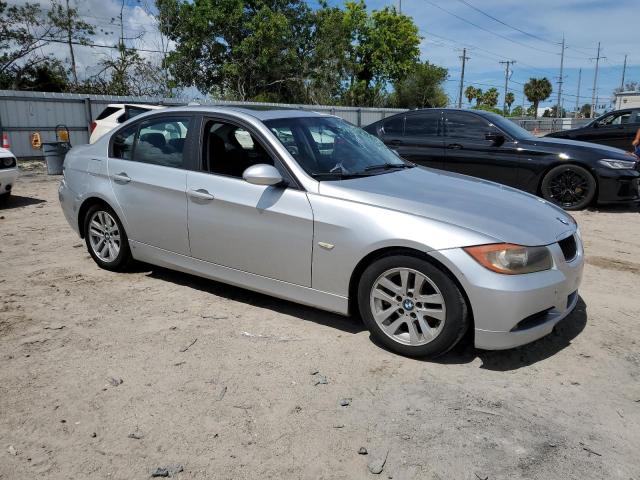 Photo 3 VIN: WBAVB13536KR63093 - BMW 3 SERIES 