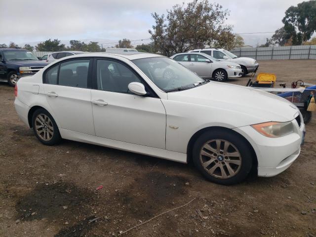 Photo 3 VIN: WBAVB13536KX69423 - BMW 3 SERIES 