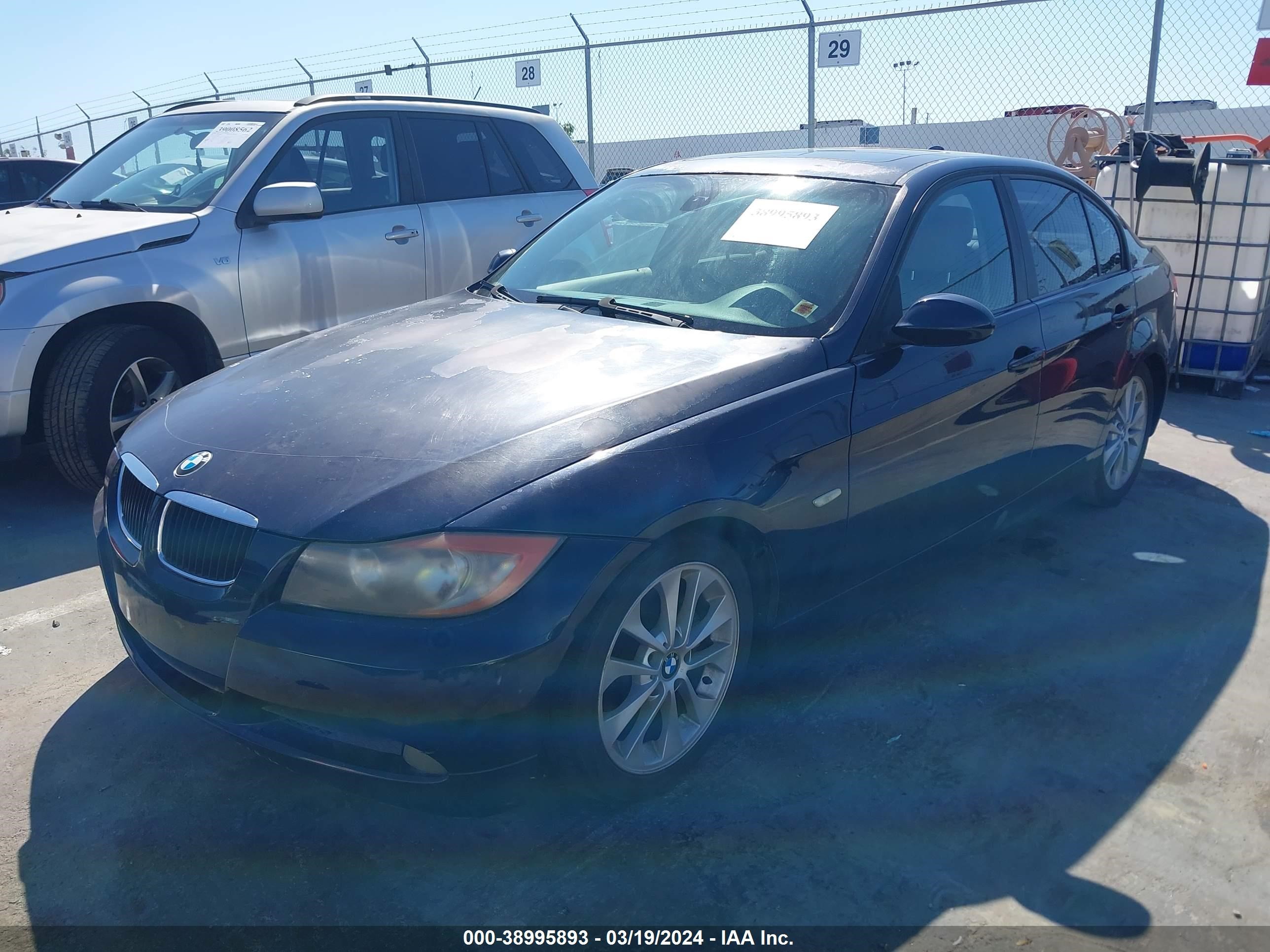 Photo 1 VIN: WBAVB13546KX65638 - BMW 3ER 