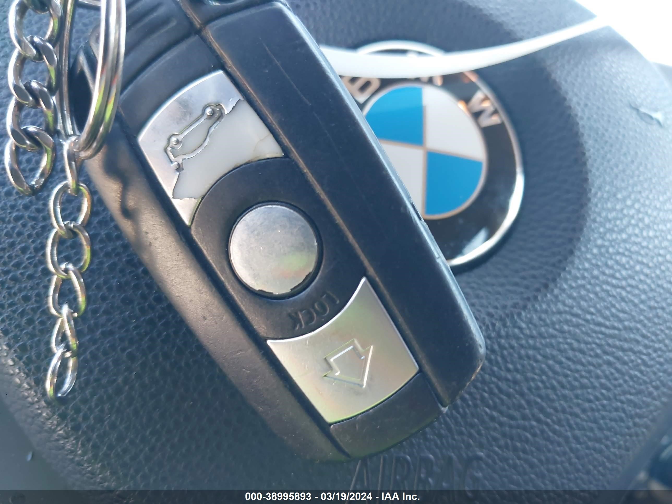 Photo 10 VIN: WBAVB13546KX65638 - BMW 3ER 