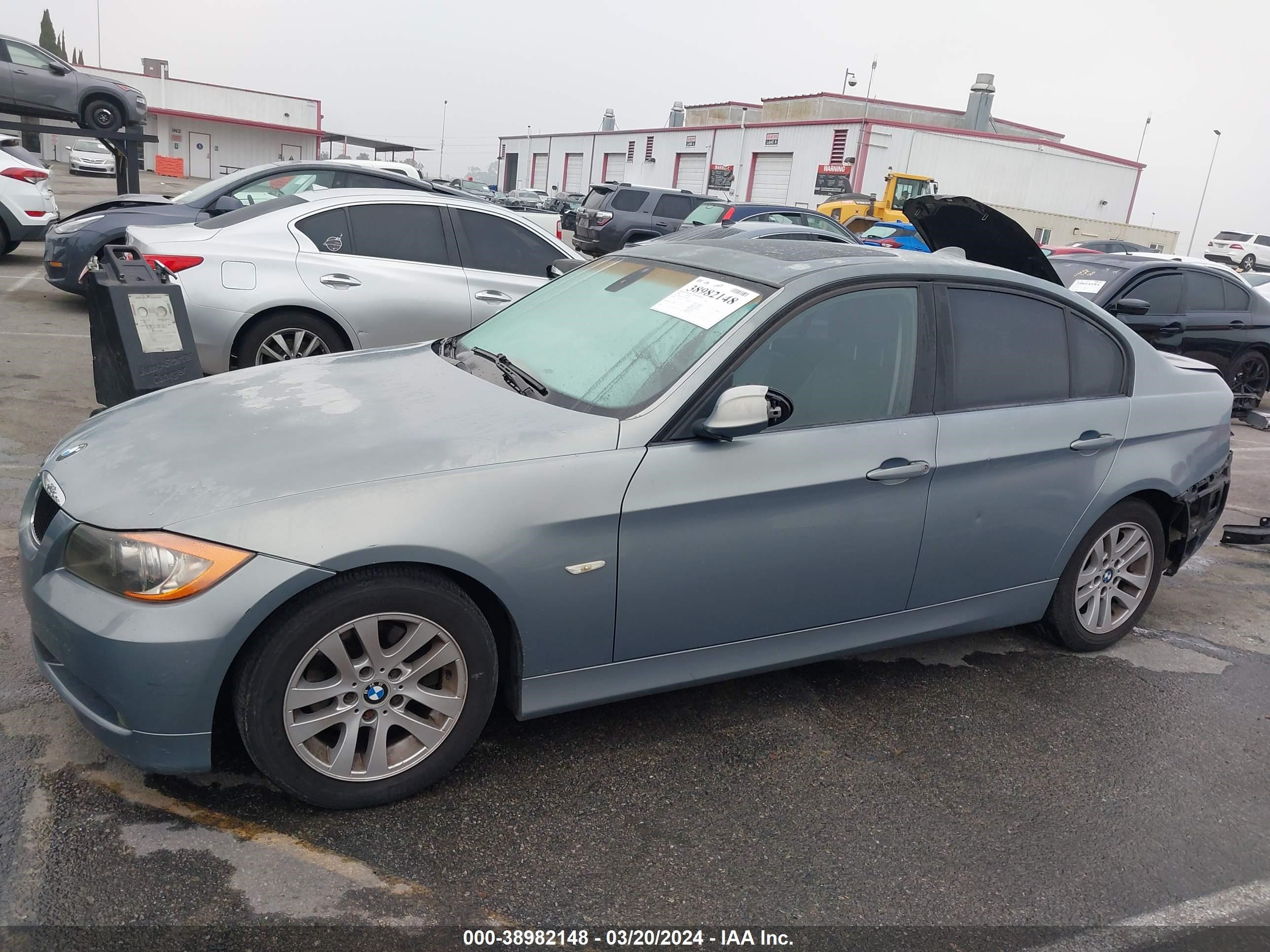 Photo 14 VIN: WBAVB13546PT15491 - BMW 3ER 