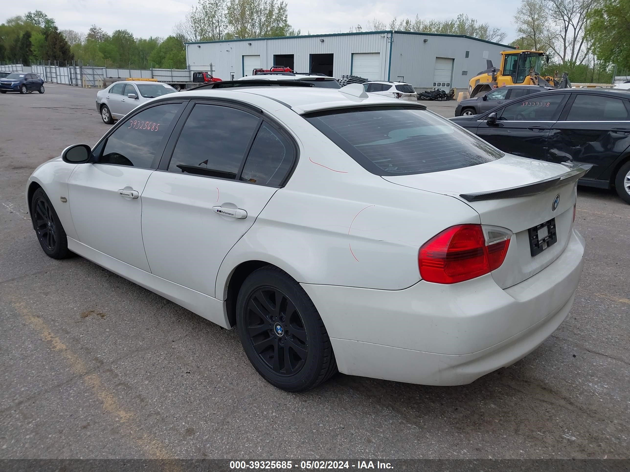 Photo 2 VIN: WBAVB13556PT21767 - BMW 3ER 