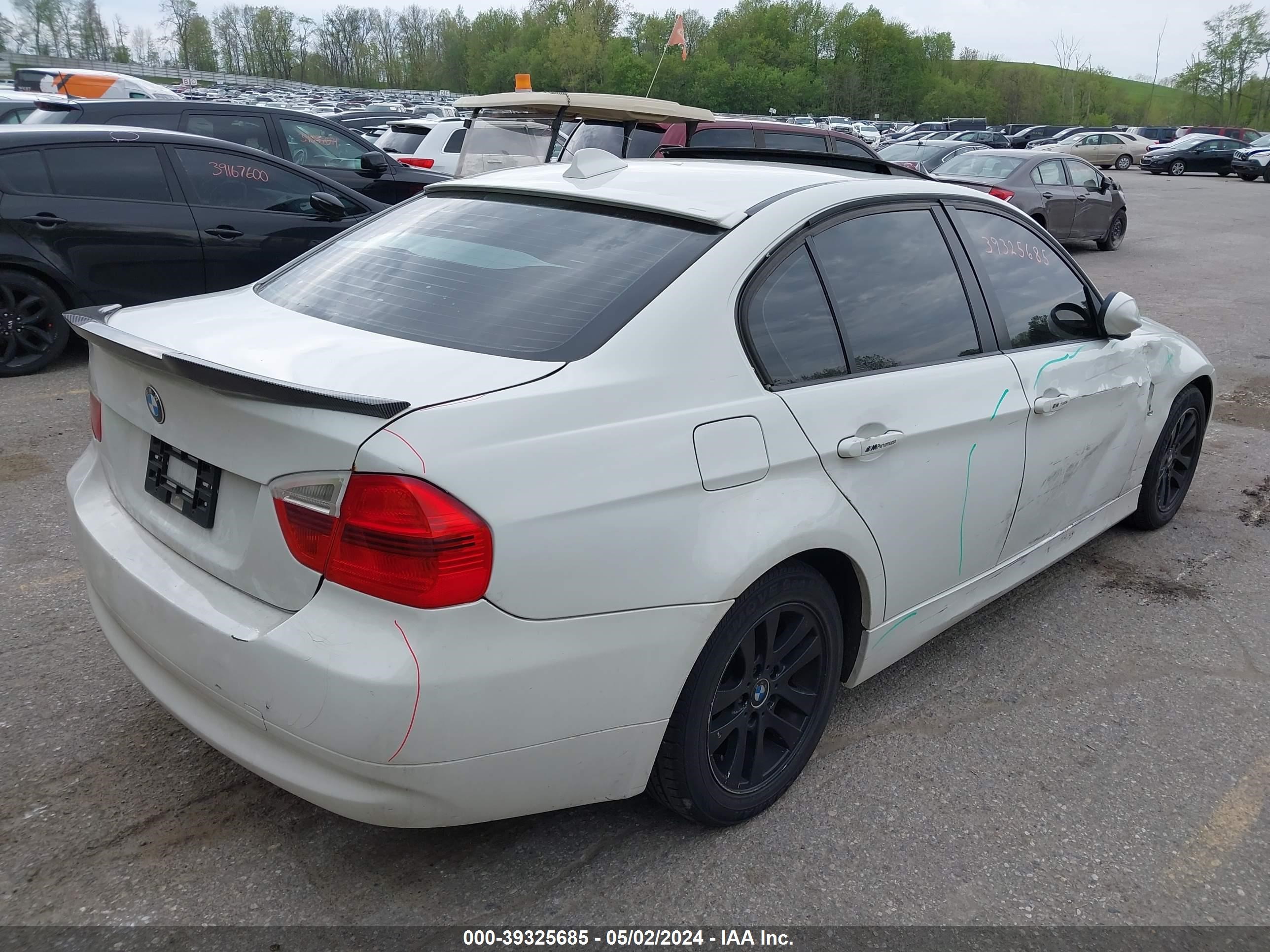 Photo 3 VIN: WBAVB13556PT21767 - BMW 3ER 