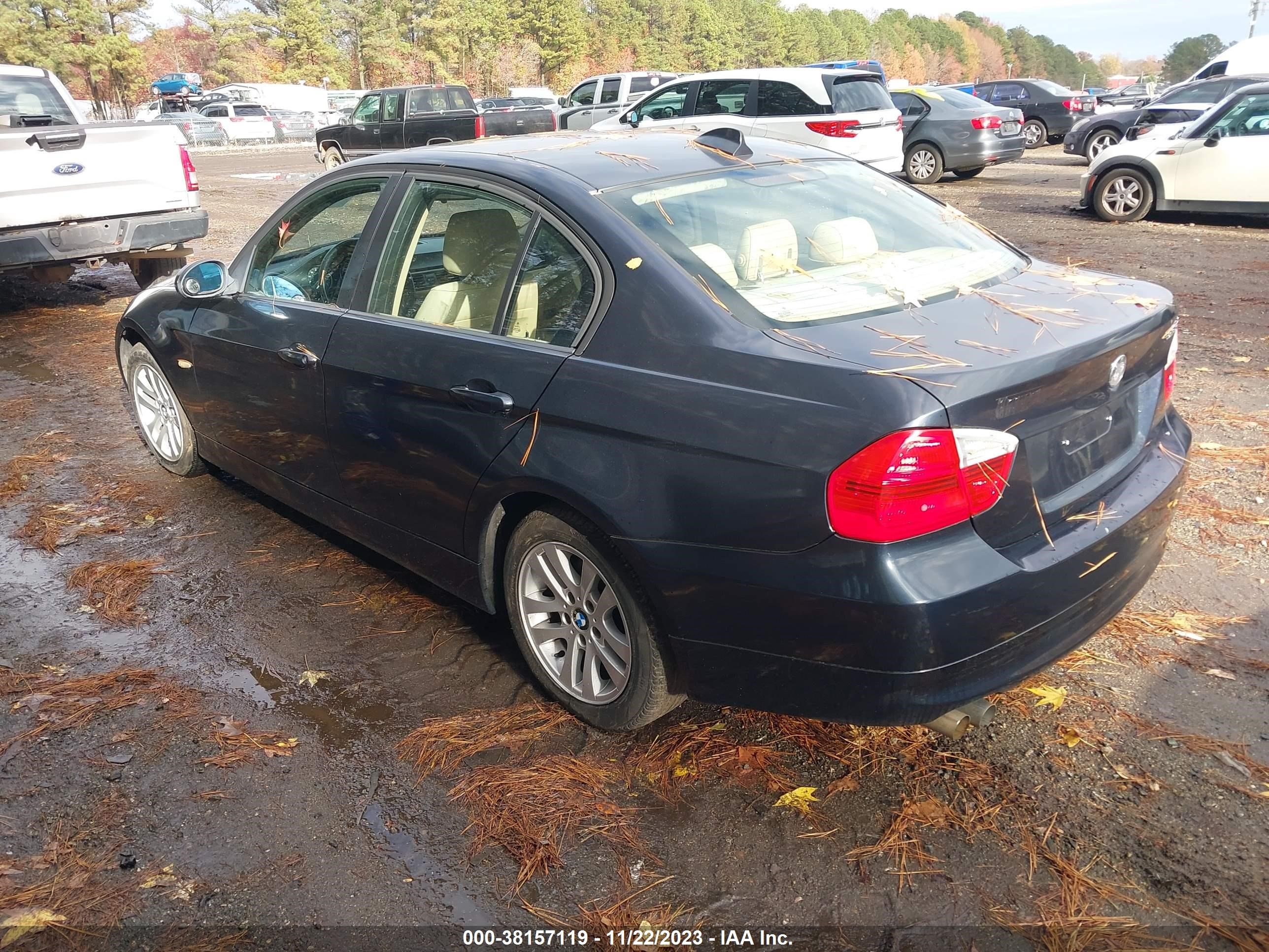 Photo 2 VIN: WBAVB13566PT10213 - BMW 3ER 