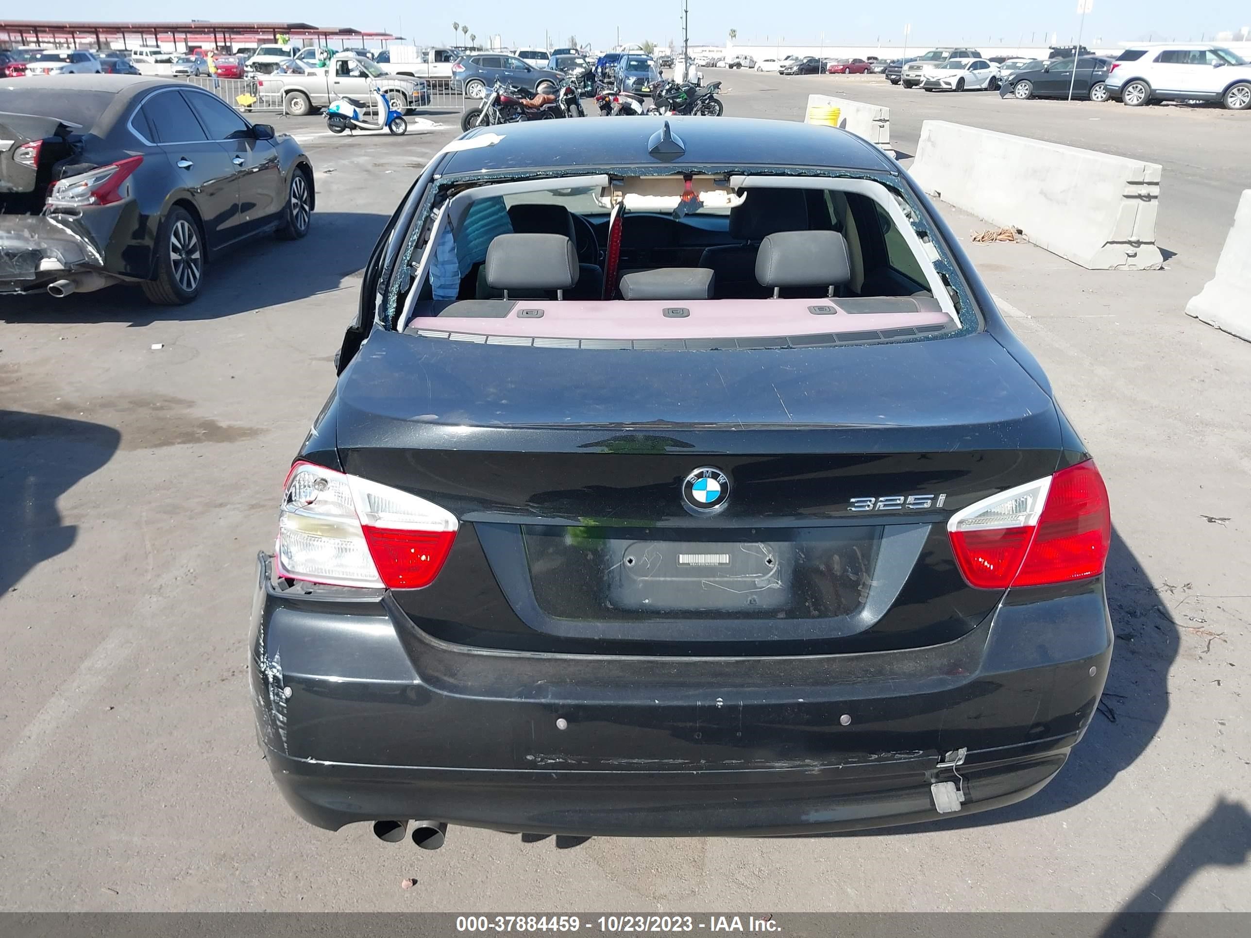 Photo 15 VIN: WBAVB13576KR58785 - BMW 3ER 