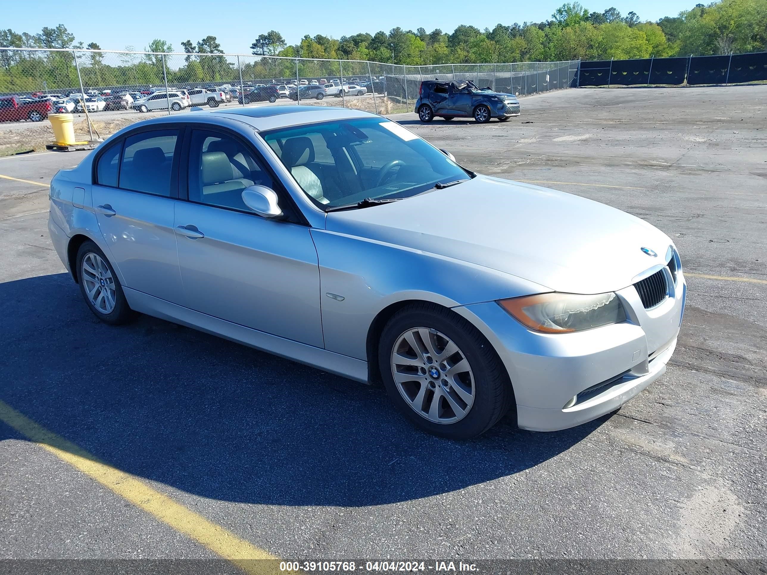 Photo 0 VIN: WBAVB13576KR65476 - BMW 3ER 