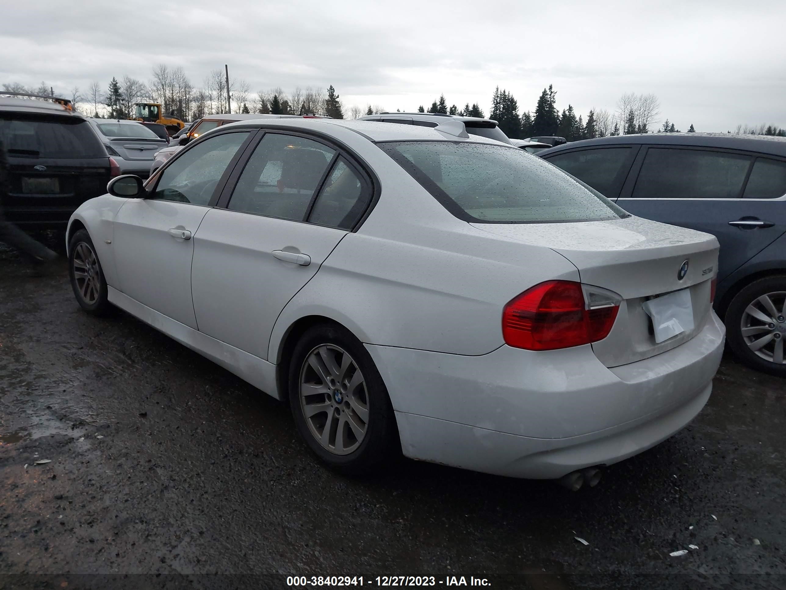 Photo 2 VIN: WBAVB13586KX62886 - BMW 3ER 