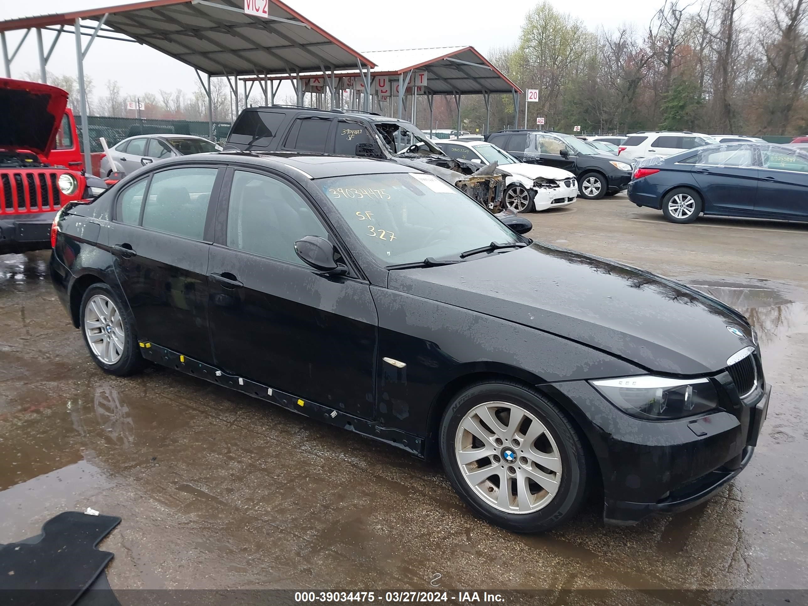 Photo 0 VIN: WBAVB135X6KX44163 - BMW 3ER 