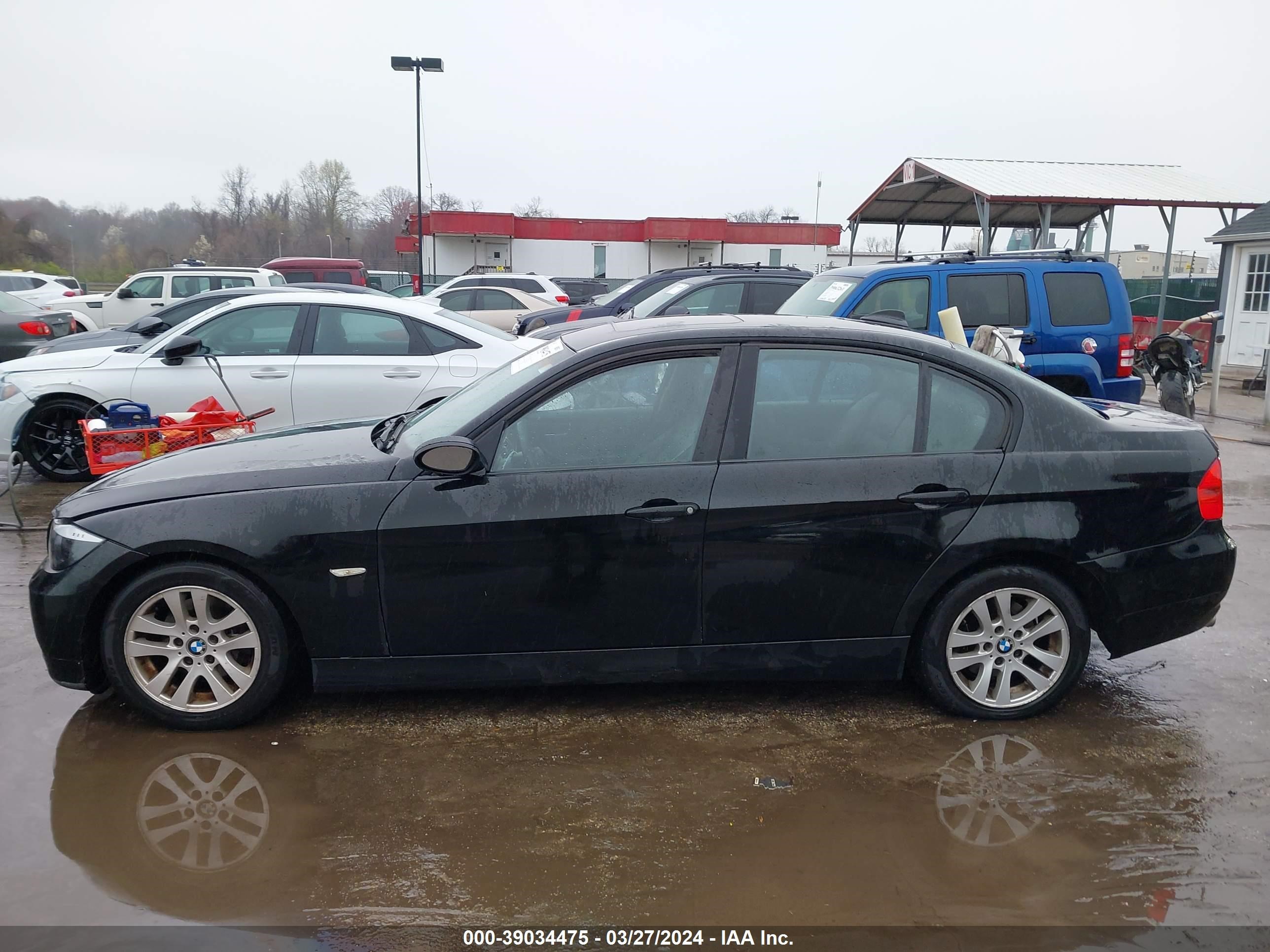 Photo 13 VIN: WBAVB135X6KX44163 - BMW 3ER 