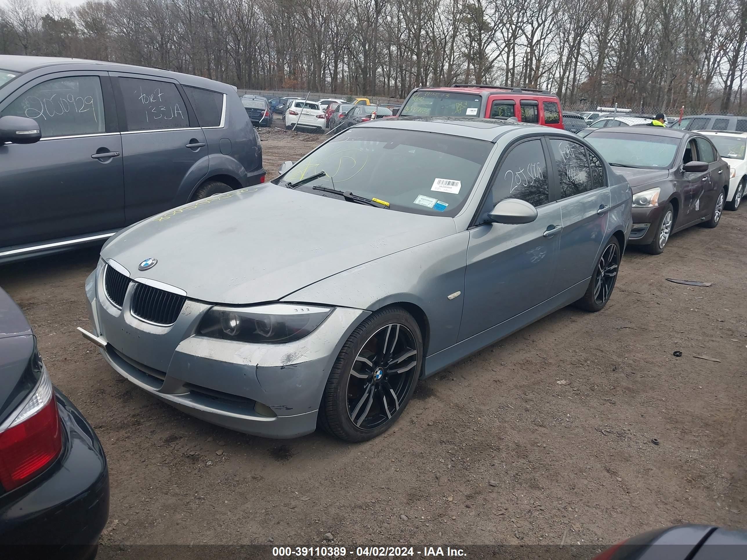 Photo 1 VIN: WBAVB135X6KX51565 - BMW 3ER 