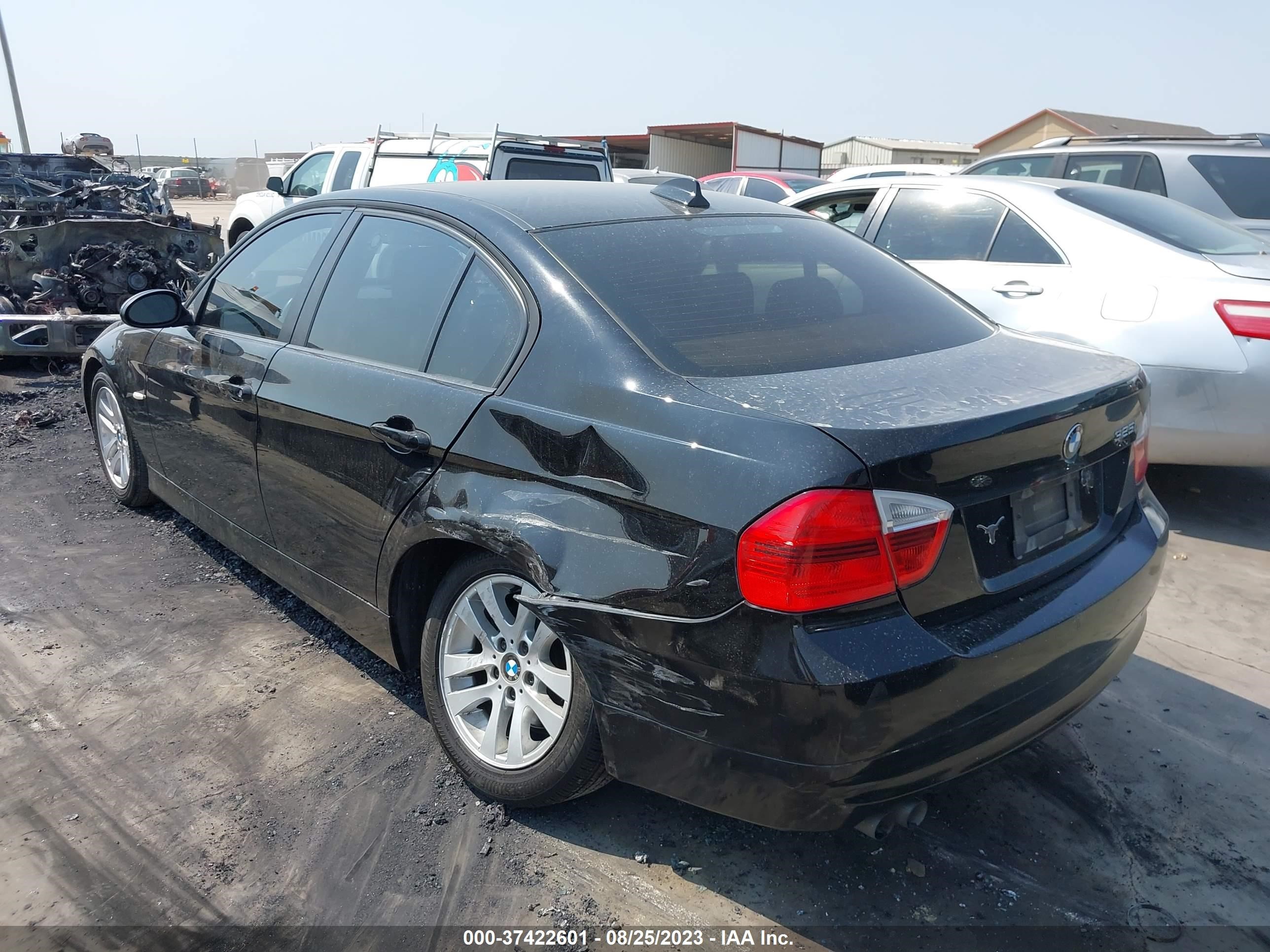 Photo 2 VIN: WBAVB135X6PT04513 - BMW 3ER 