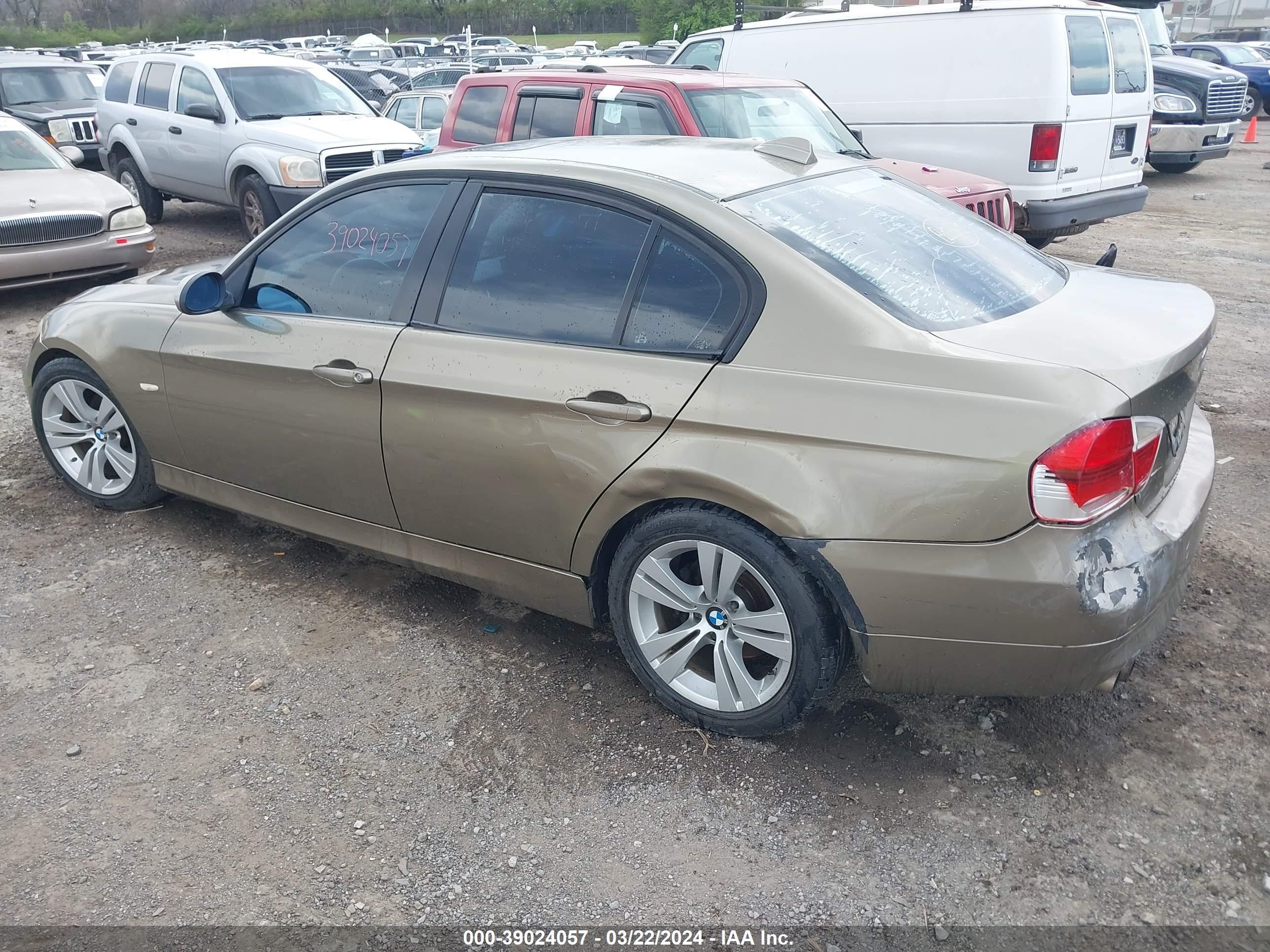 Photo 2 VIN: WBAVB135X6PT06505 - BMW 3ER 