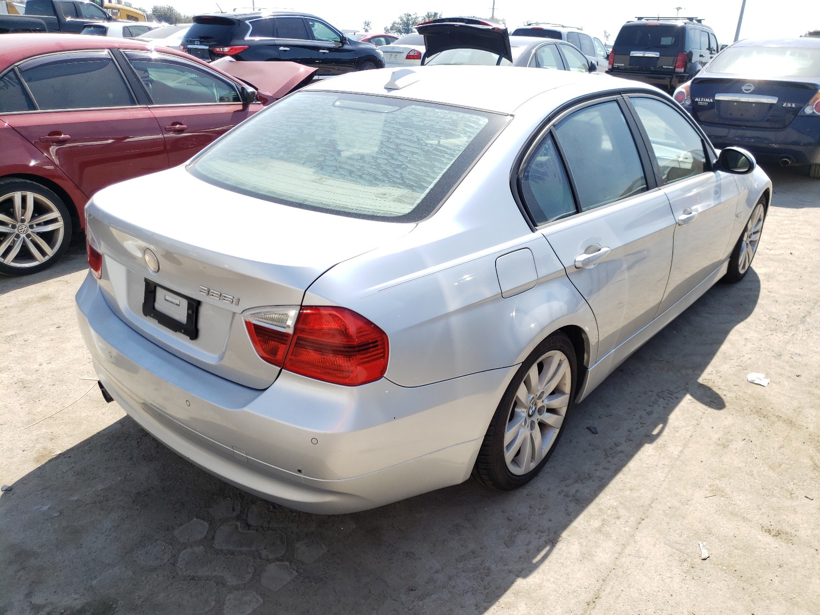 Photo 3 VIN: WBAVB17516NK31442 - BMW 325 I AUTO 