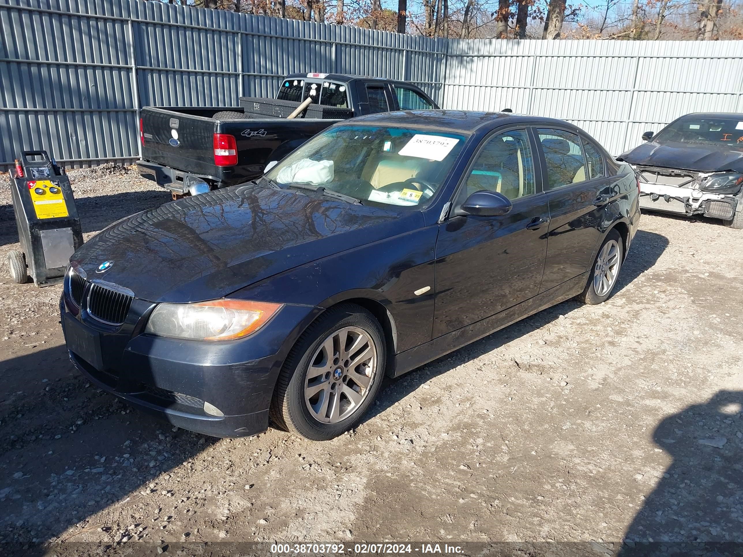 Photo 1 VIN: WBAVB17536NK40322 - BMW 3ER 