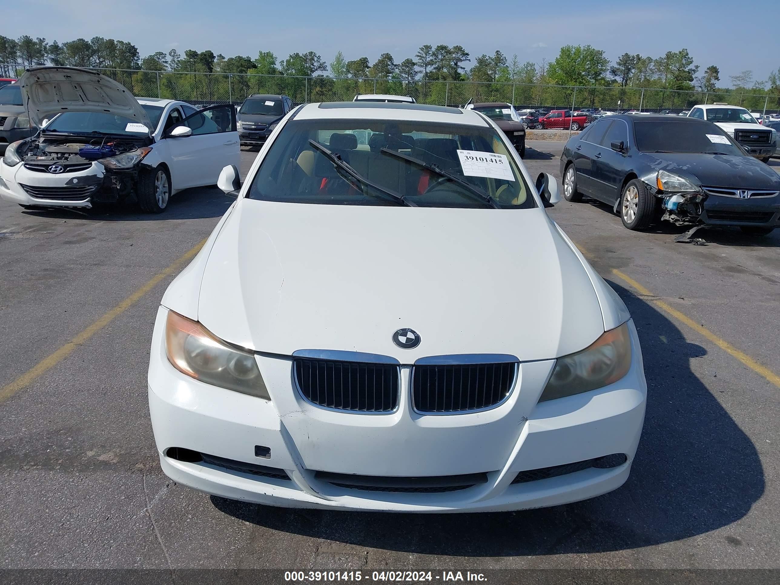 Photo 5 VIN: WBAVB17556NK31685 - BMW 3ER 