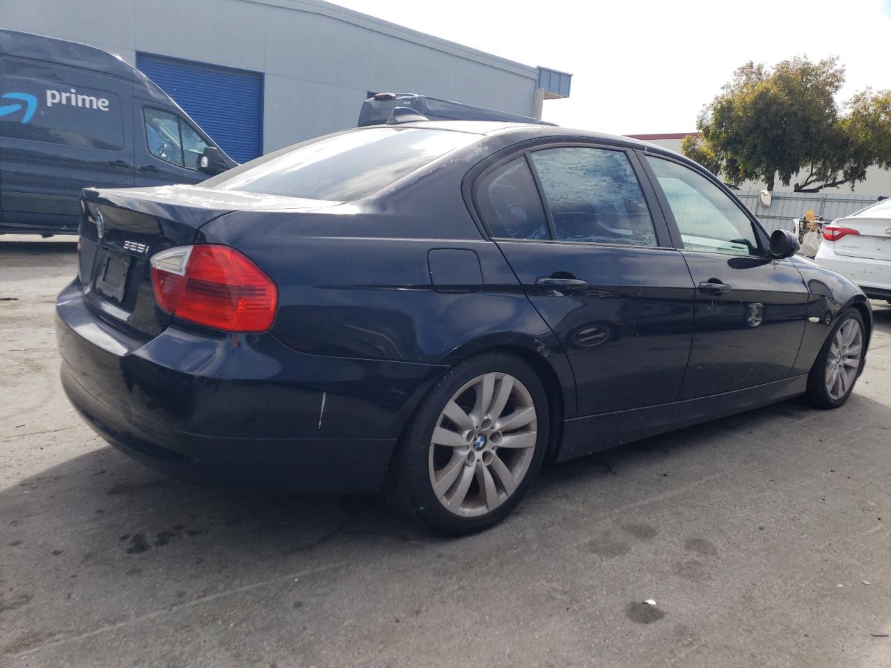 Photo 2 VIN: WBAVB17576NK33048 - BMW 3ER 