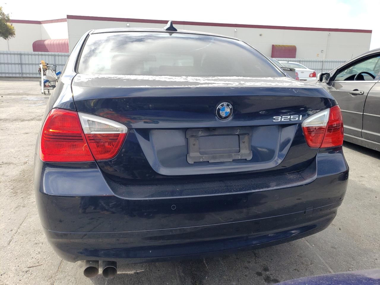 Photo 5 VIN: WBAVB17576NK33048 - BMW 3ER 