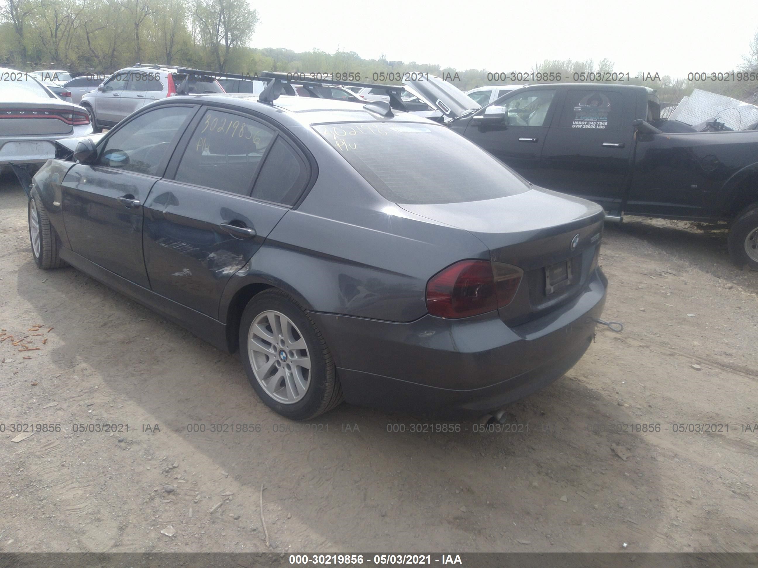 Photo 2 VIN: WBAVB17576NK39044 - BMW 3ER 