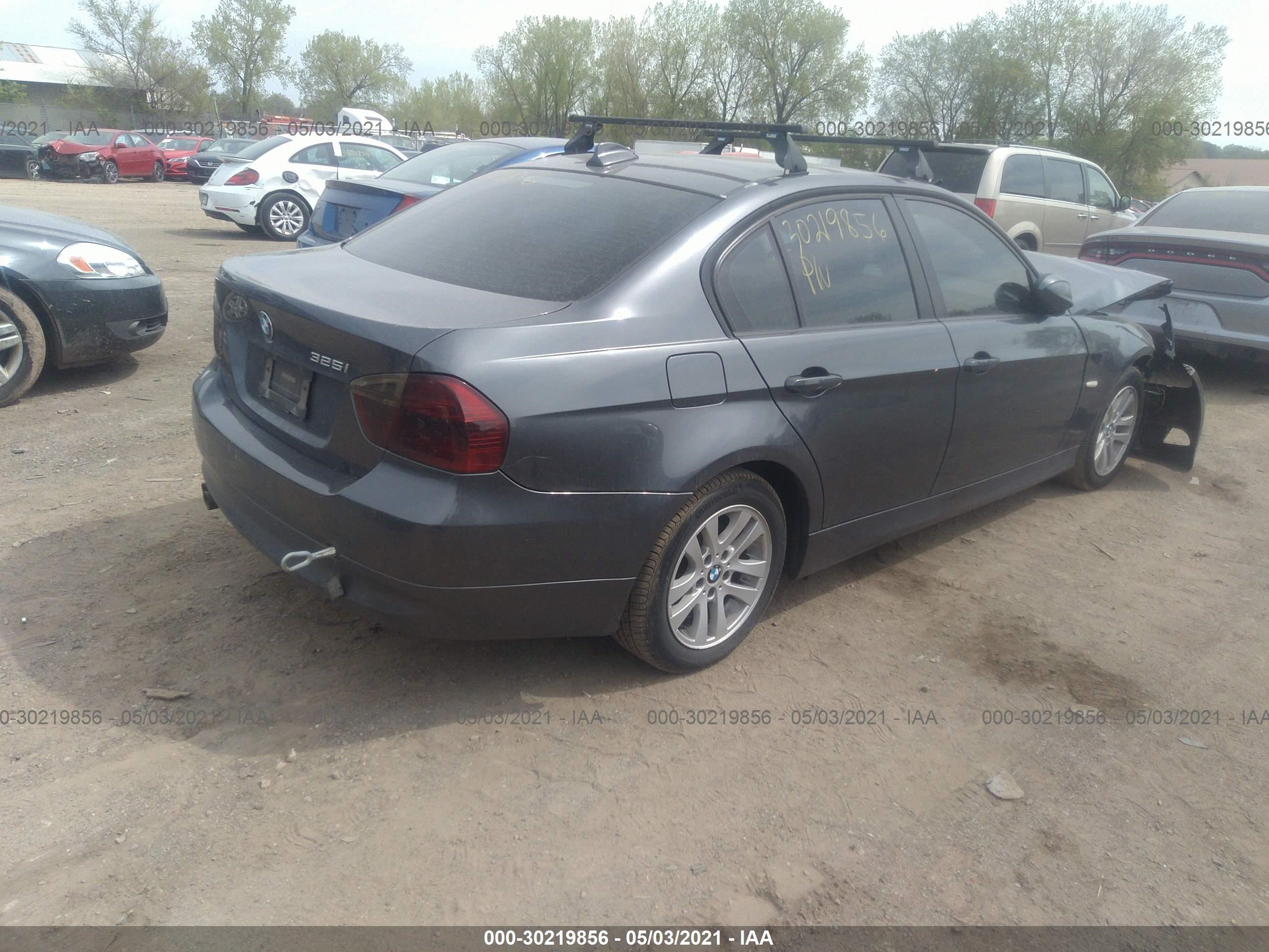 Photo 3 VIN: WBAVB17576NK39044 - BMW 3ER 