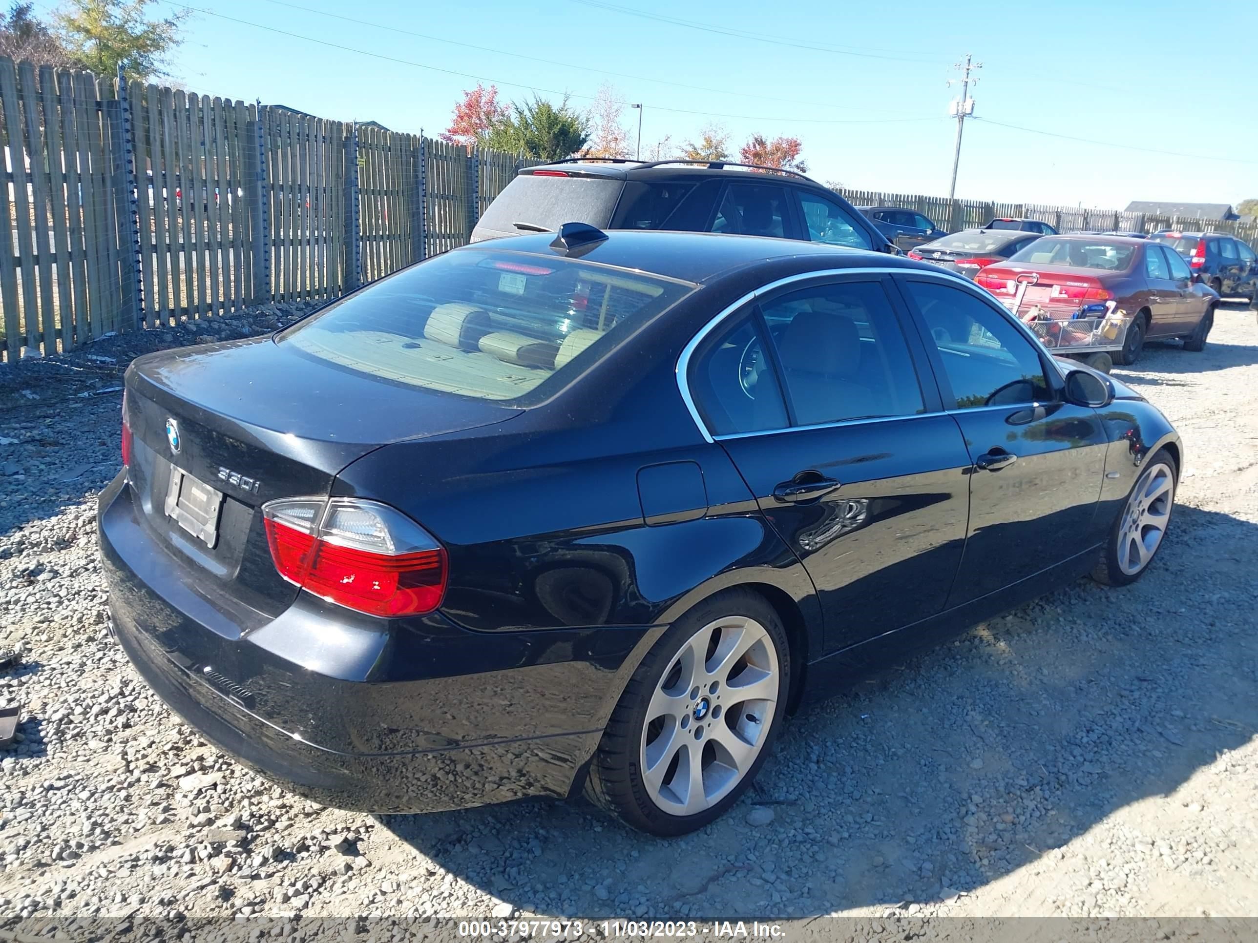 Photo 3 VIN: WBAVB33506PS06778 - BMW 3ER 