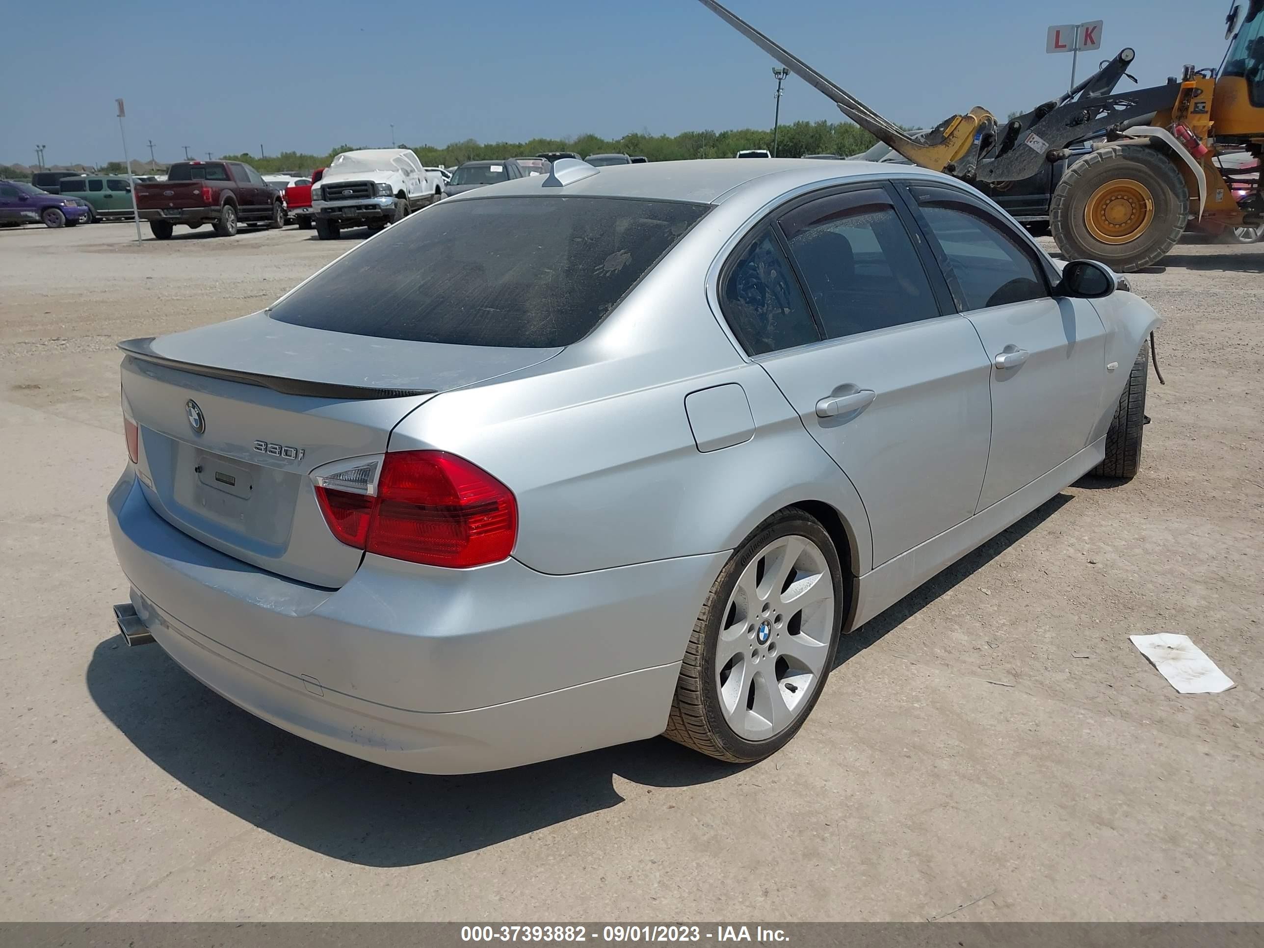 Photo 3 VIN: WBAVB33526PS05924 - BMW 3ER 