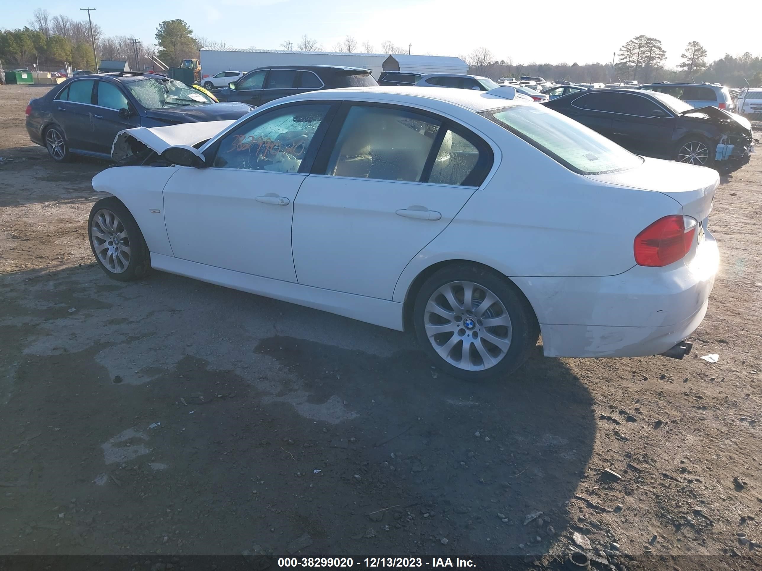 Photo 2 VIN: WBAVB33526PS10105 - BMW 3ER 