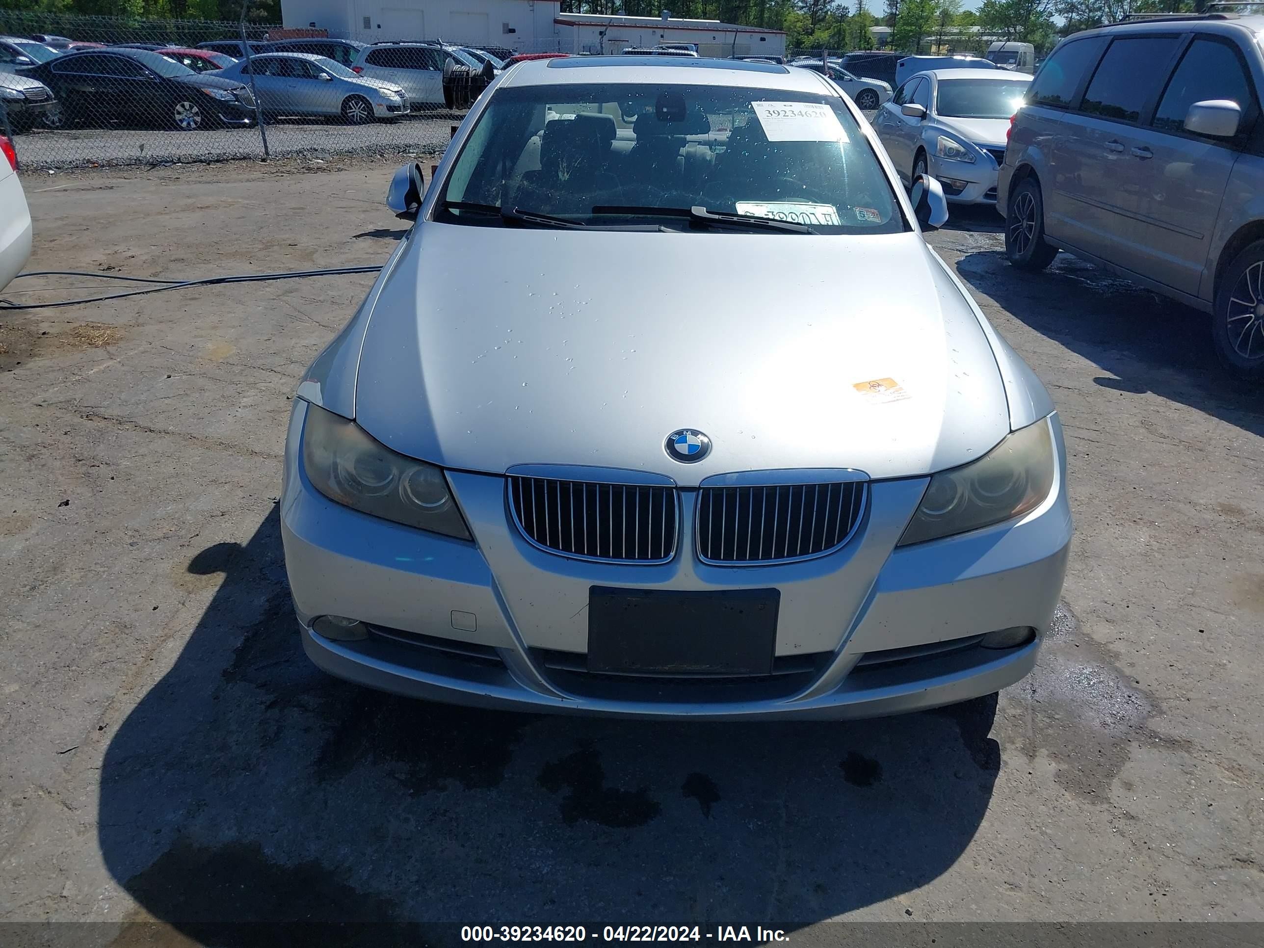 Photo 11 VIN: WBAVB33536KR79001 - BMW 3ER 