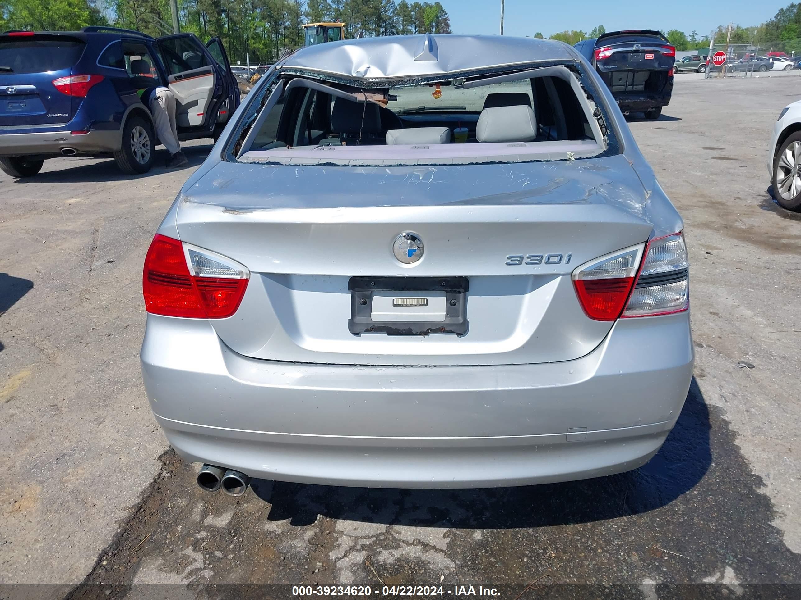 Photo 15 VIN: WBAVB33536KR79001 - BMW 3ER 