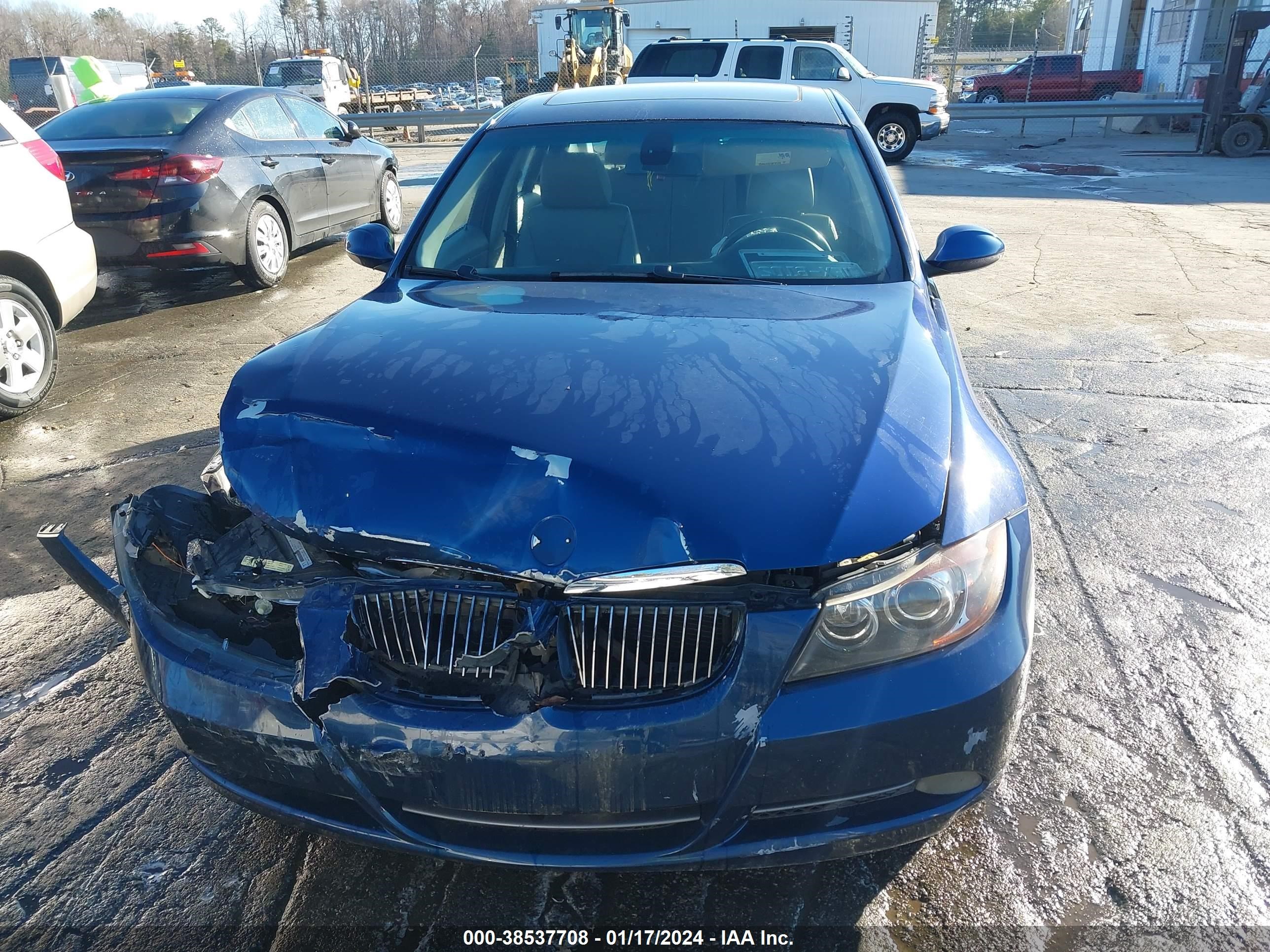 Photo 11 VIN: WBAVB33536KS33373 - BMW 3ER 